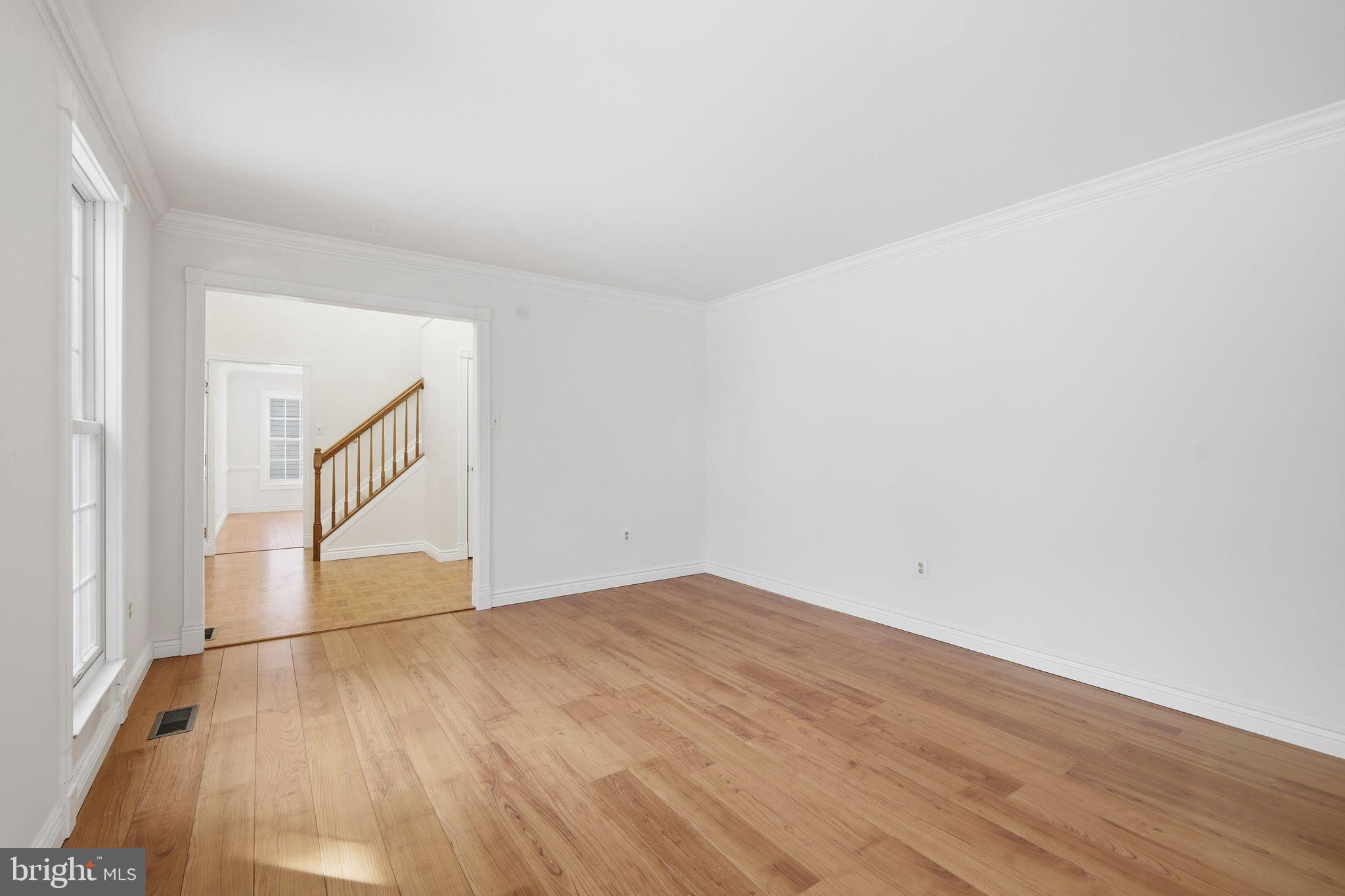 CHAPMAN FARM - Residential