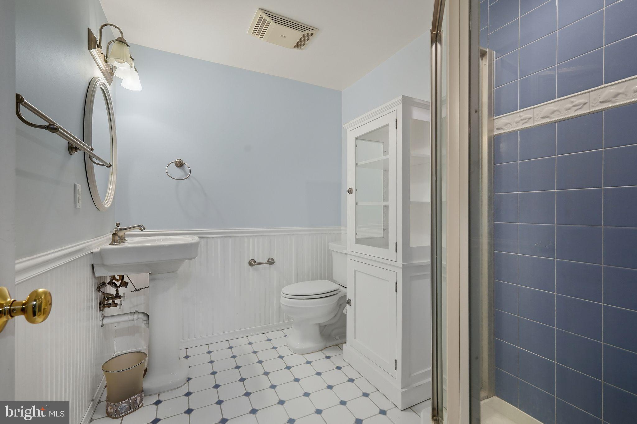 CHAPMAN FARM - Residential