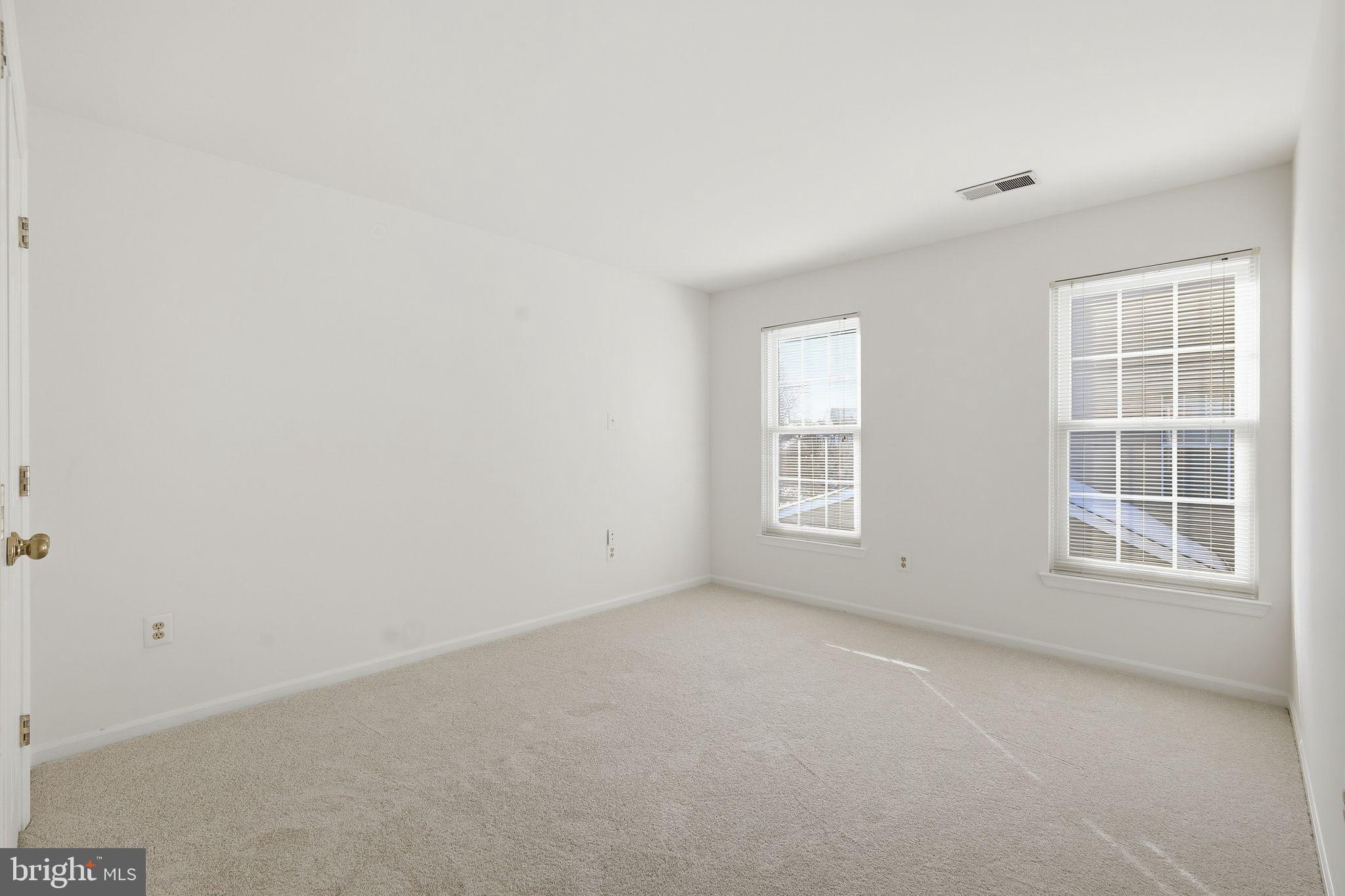 CHAPMAN FARM - Residential