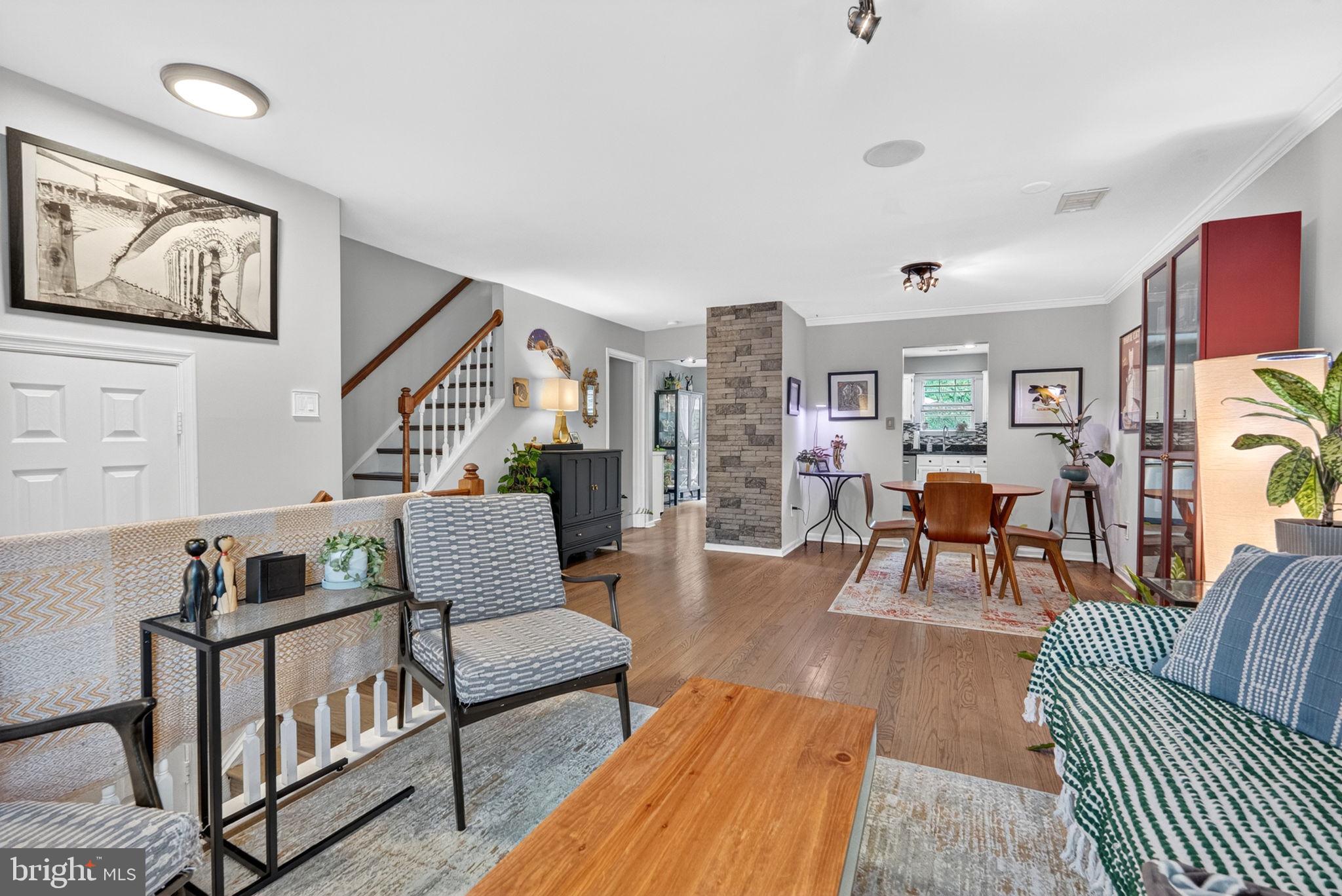 GUNSTON SQUARE - Residential