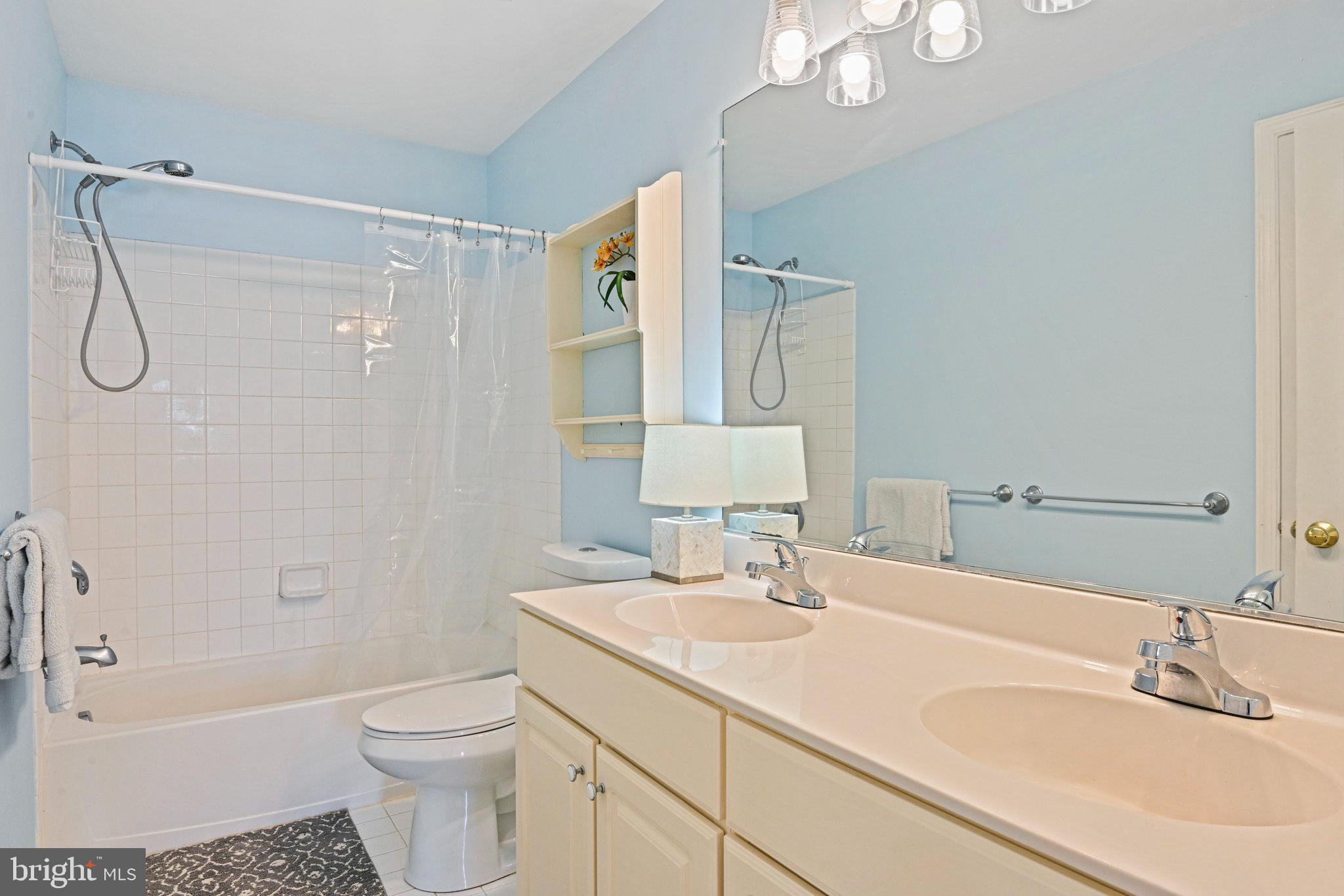 THE RIDINGS AT BLUE SPRING - Residential