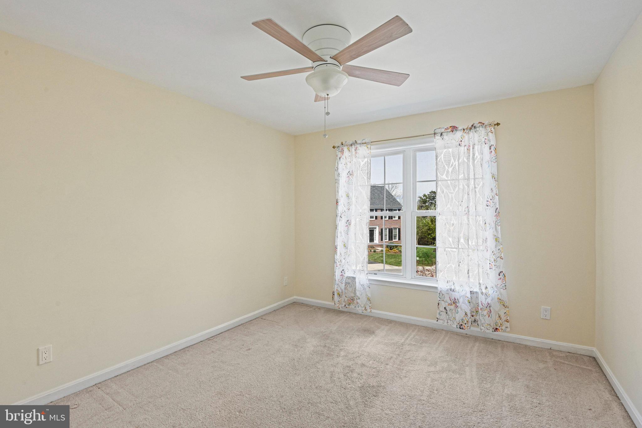 THE RIDINGS AT BLUE SPRING - Residential