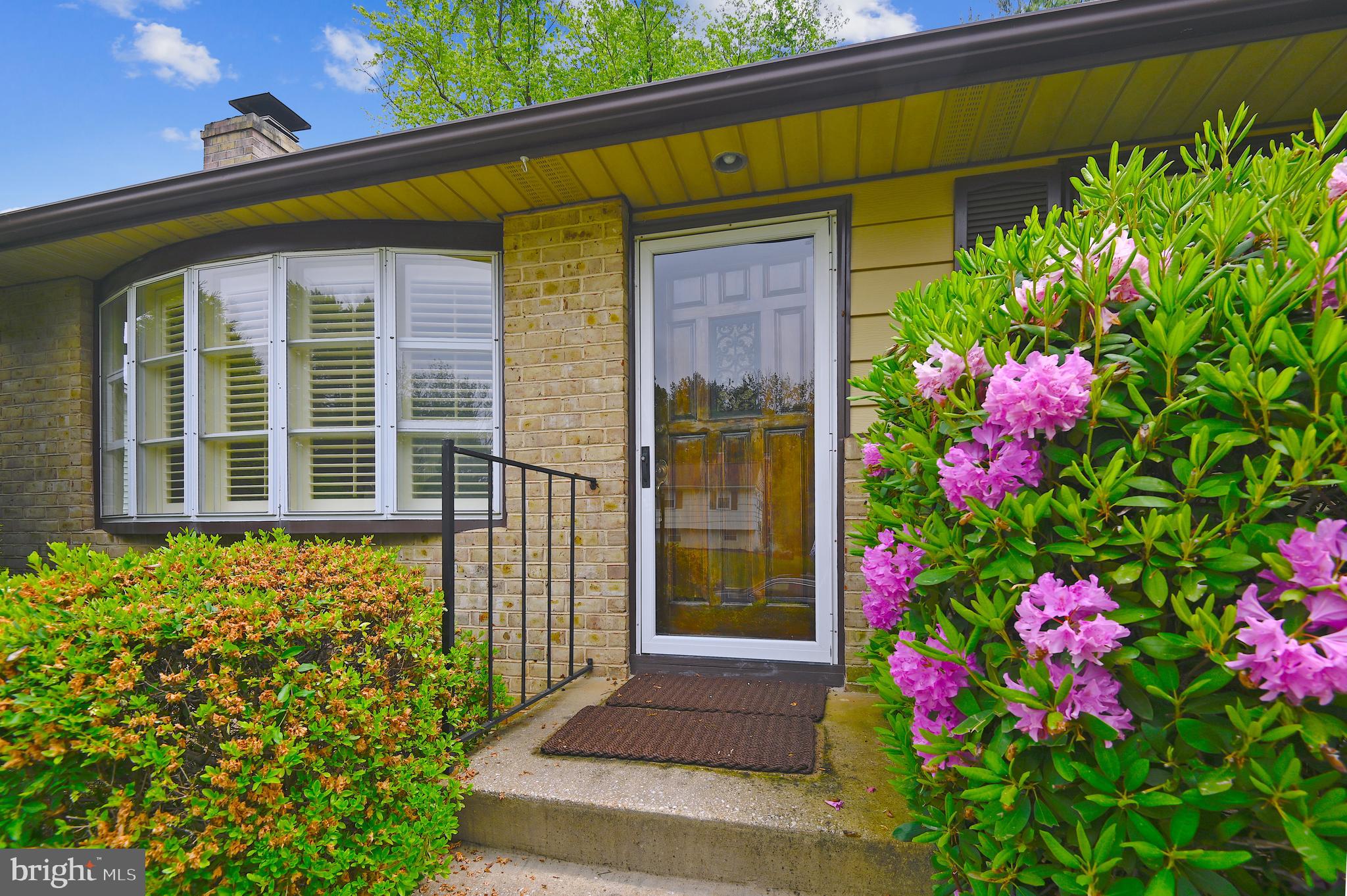 SUBURBIA - Residential