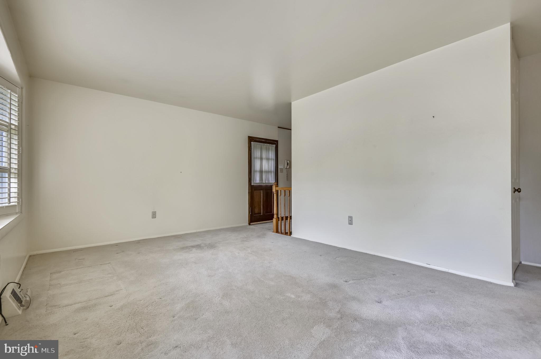 SUBURBIA - Residential