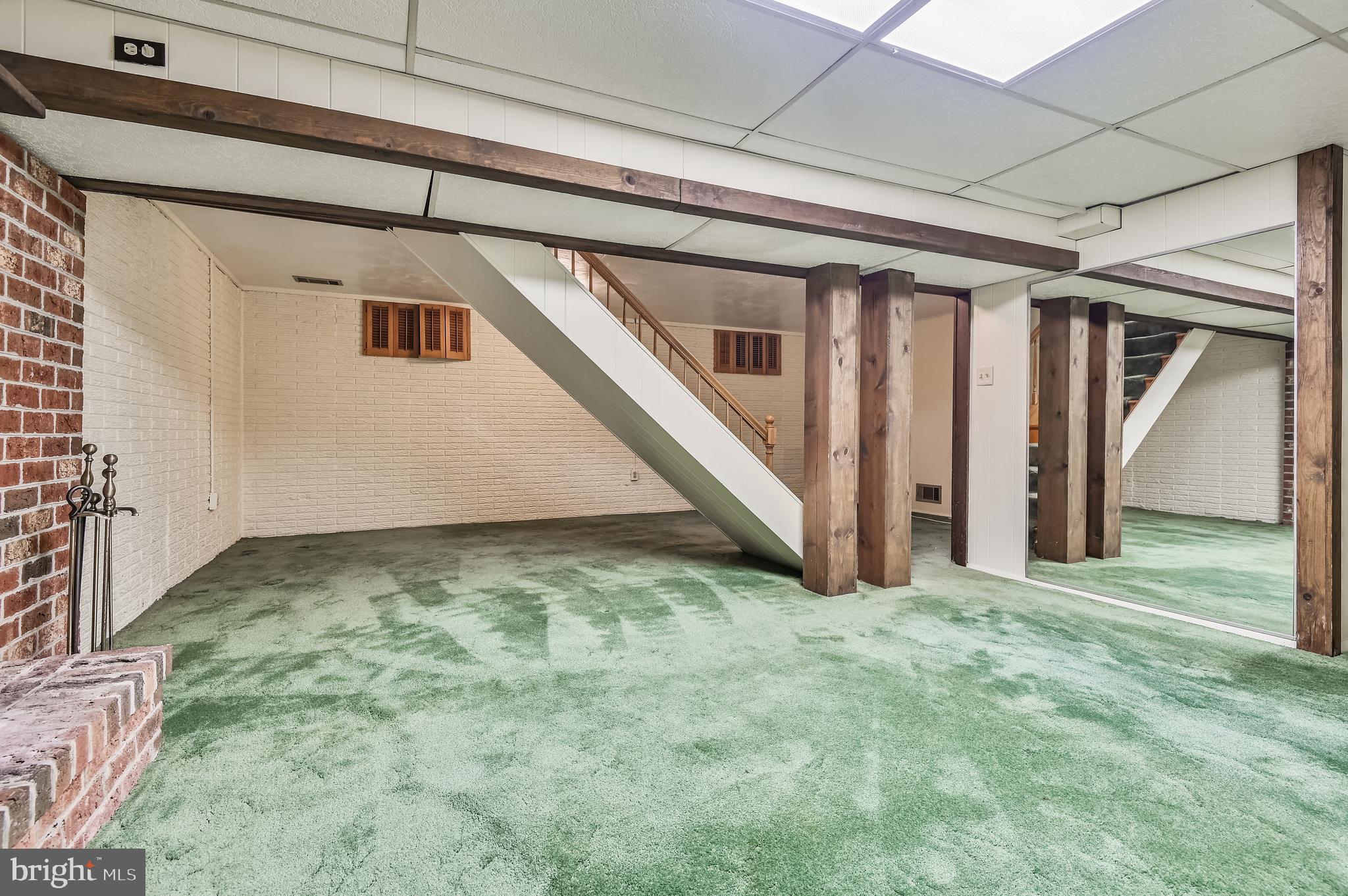 SUBURBIA - Residential