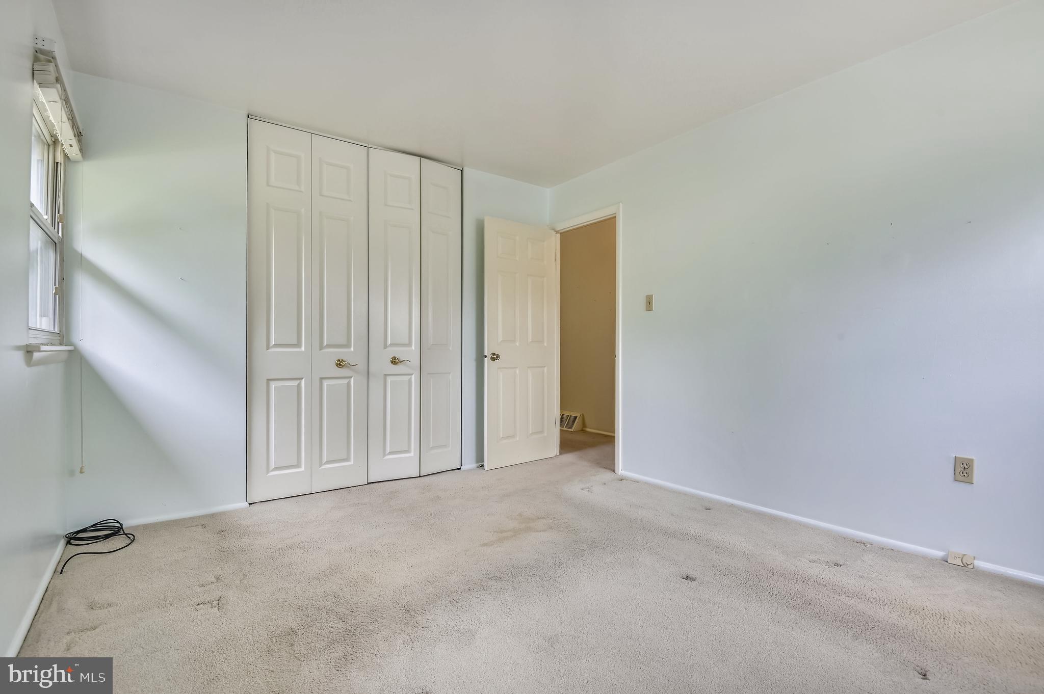 SUBURBIA - Residential