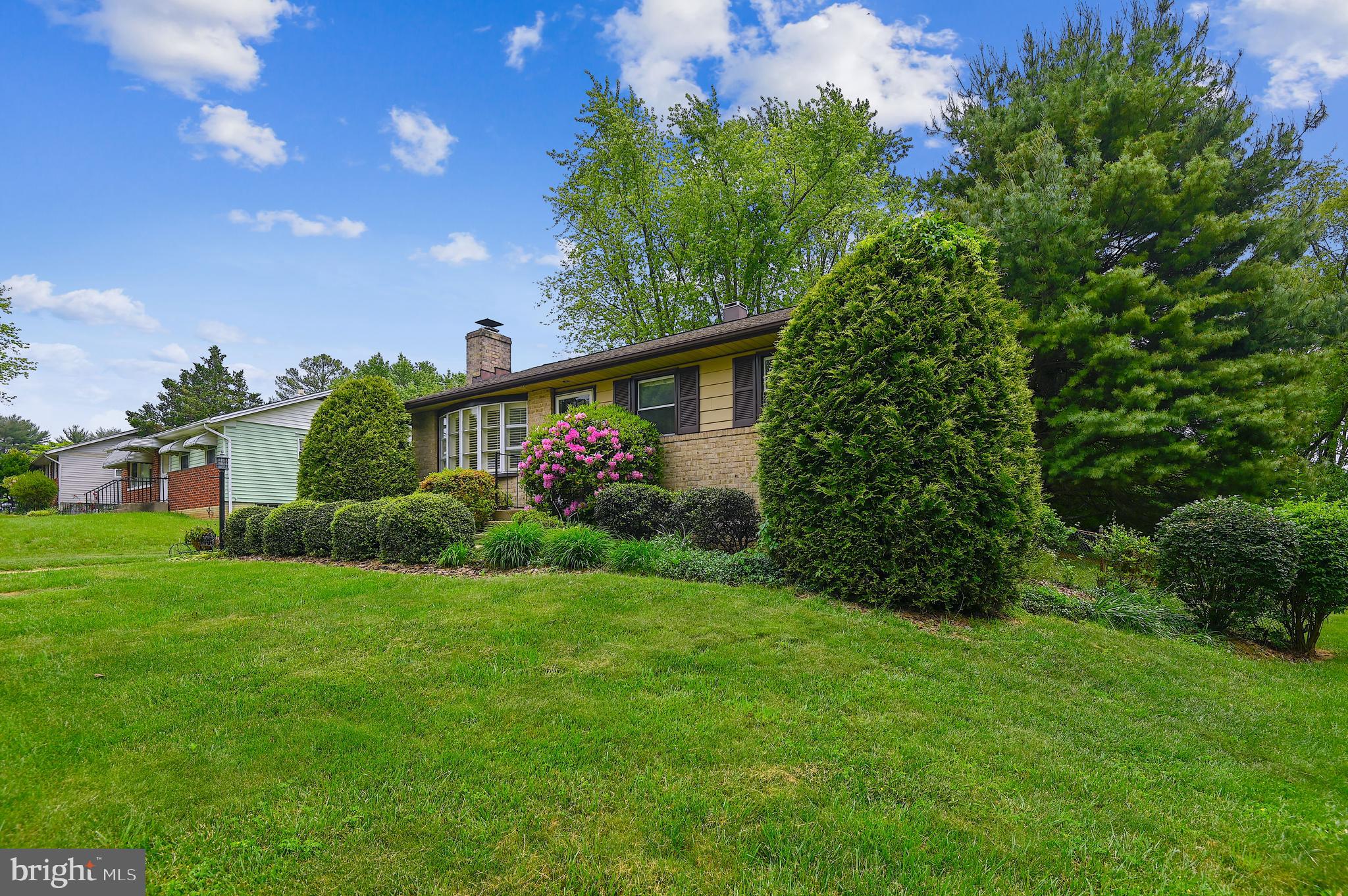 SUBURBIA - Residential