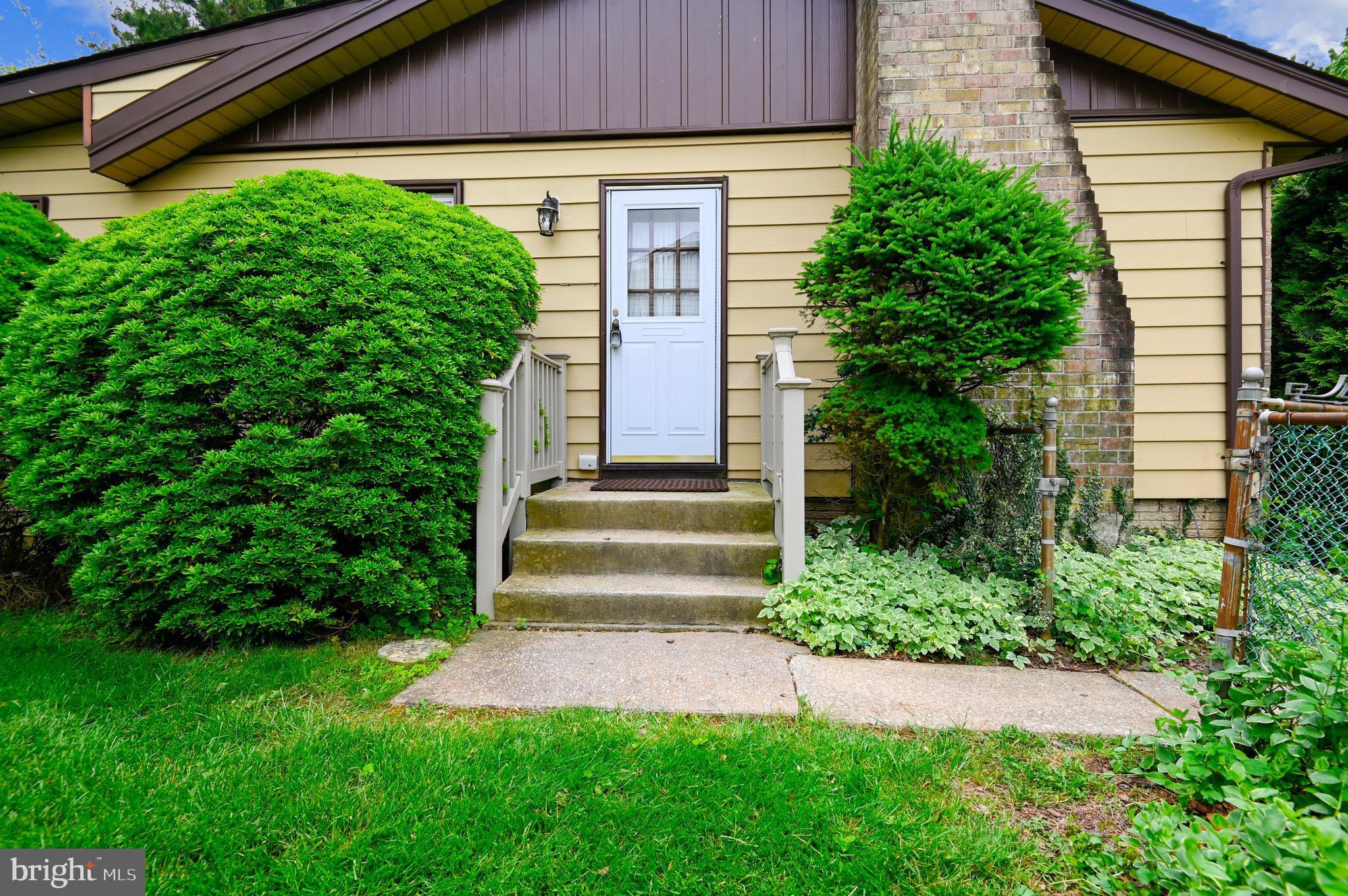 SUBURBIA - Residential