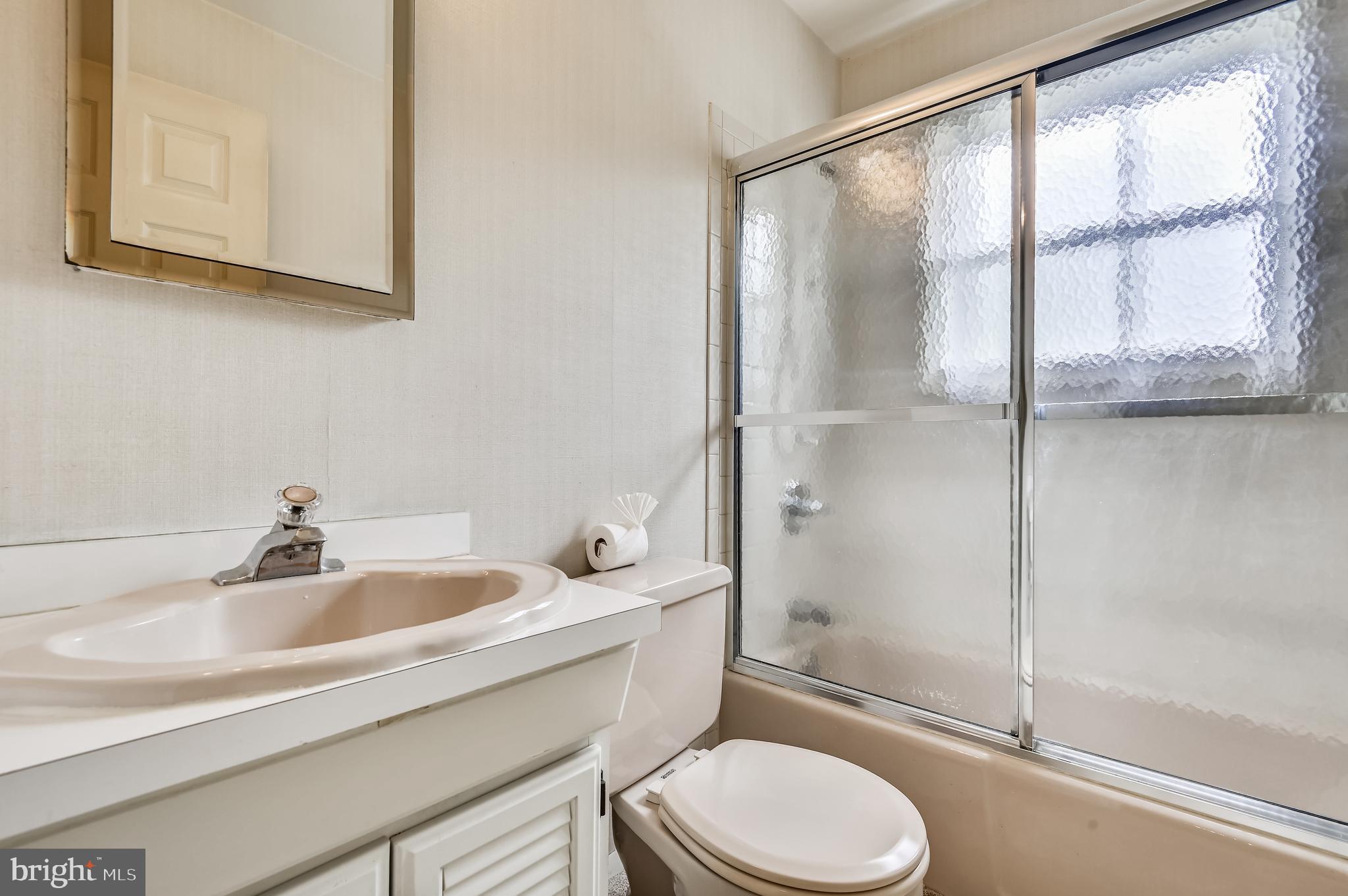 SUBURBIA - Residential