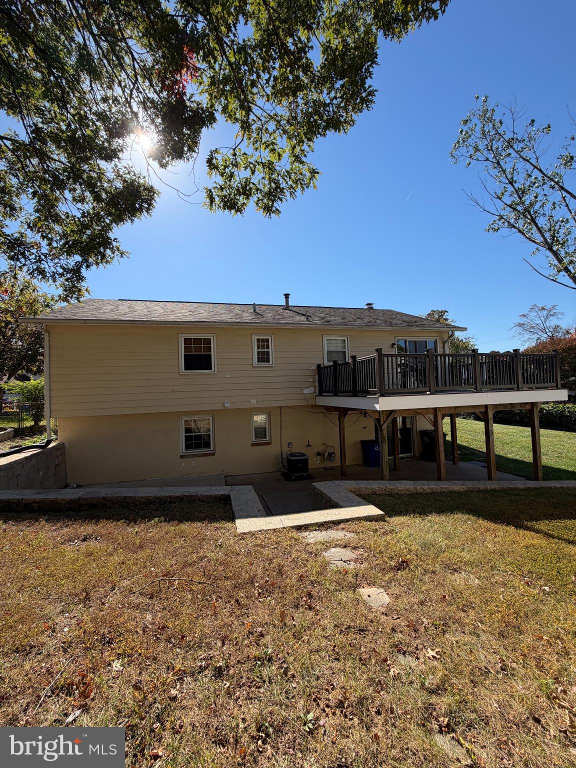 LAKE RIDGE PART 1 - Residential Lease