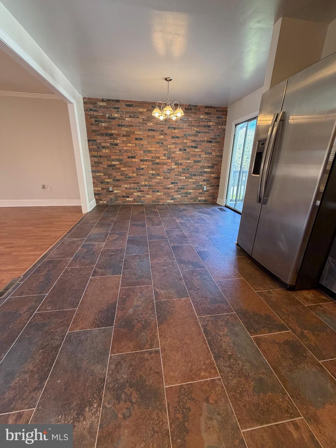 LAKE RIDGE PART 1 - Residential Lease