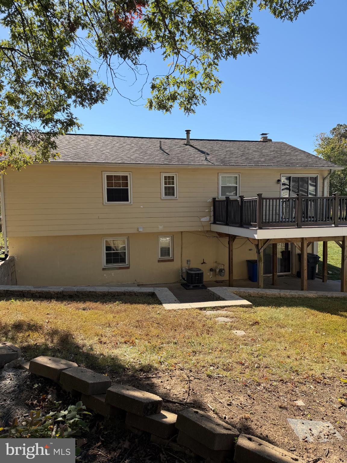 LAKE RIDGE PART 1 - Residential Lease