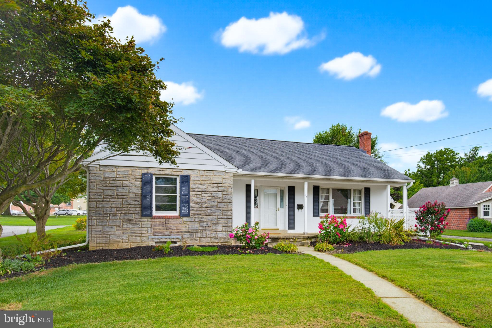24 W DENLINGER AVENUE