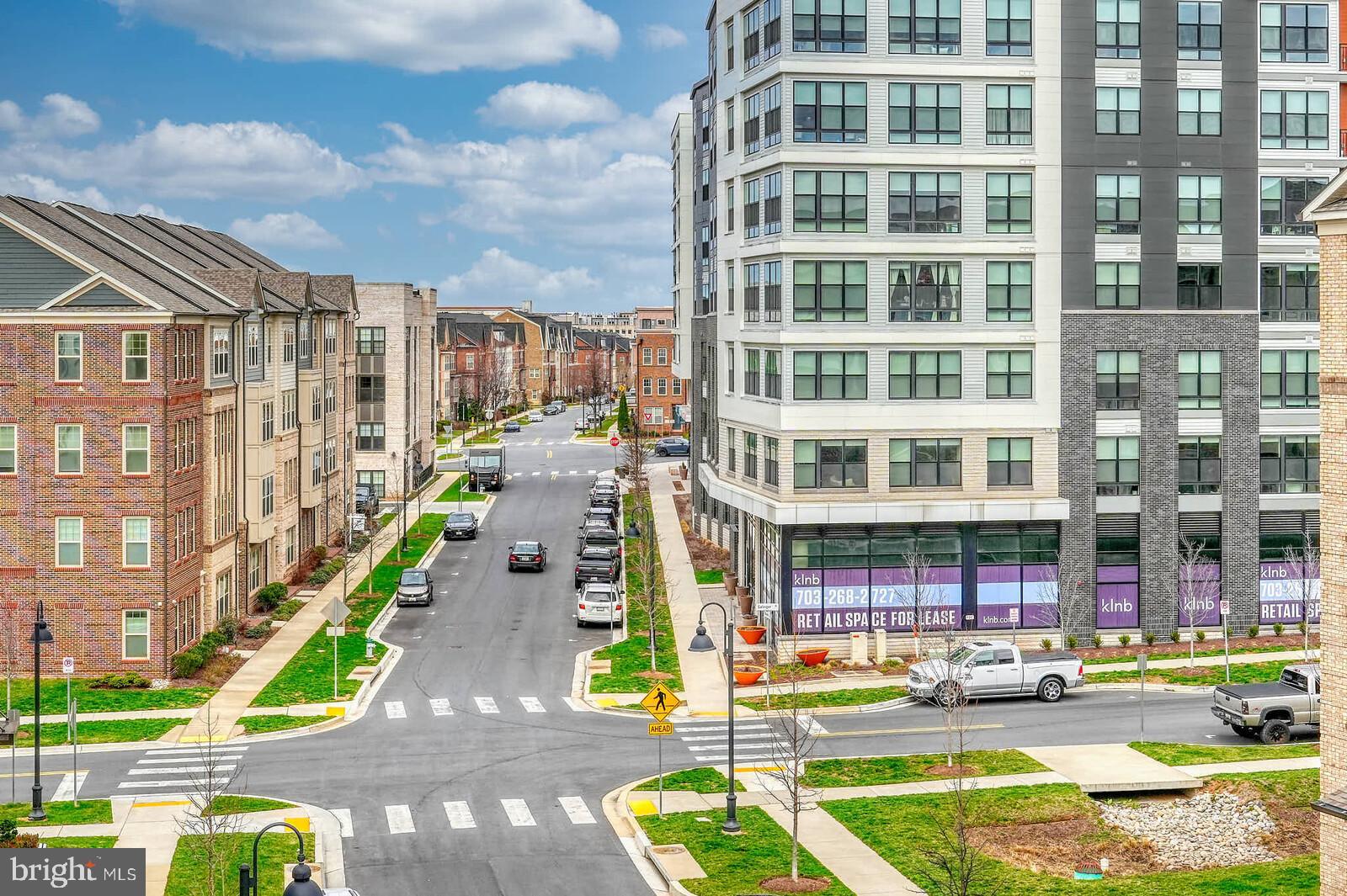 CROWN FARM - Residential