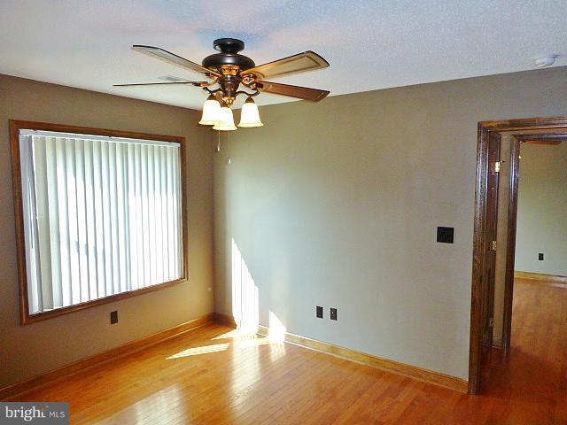 HIDDEN FIELDS - Residential Lease