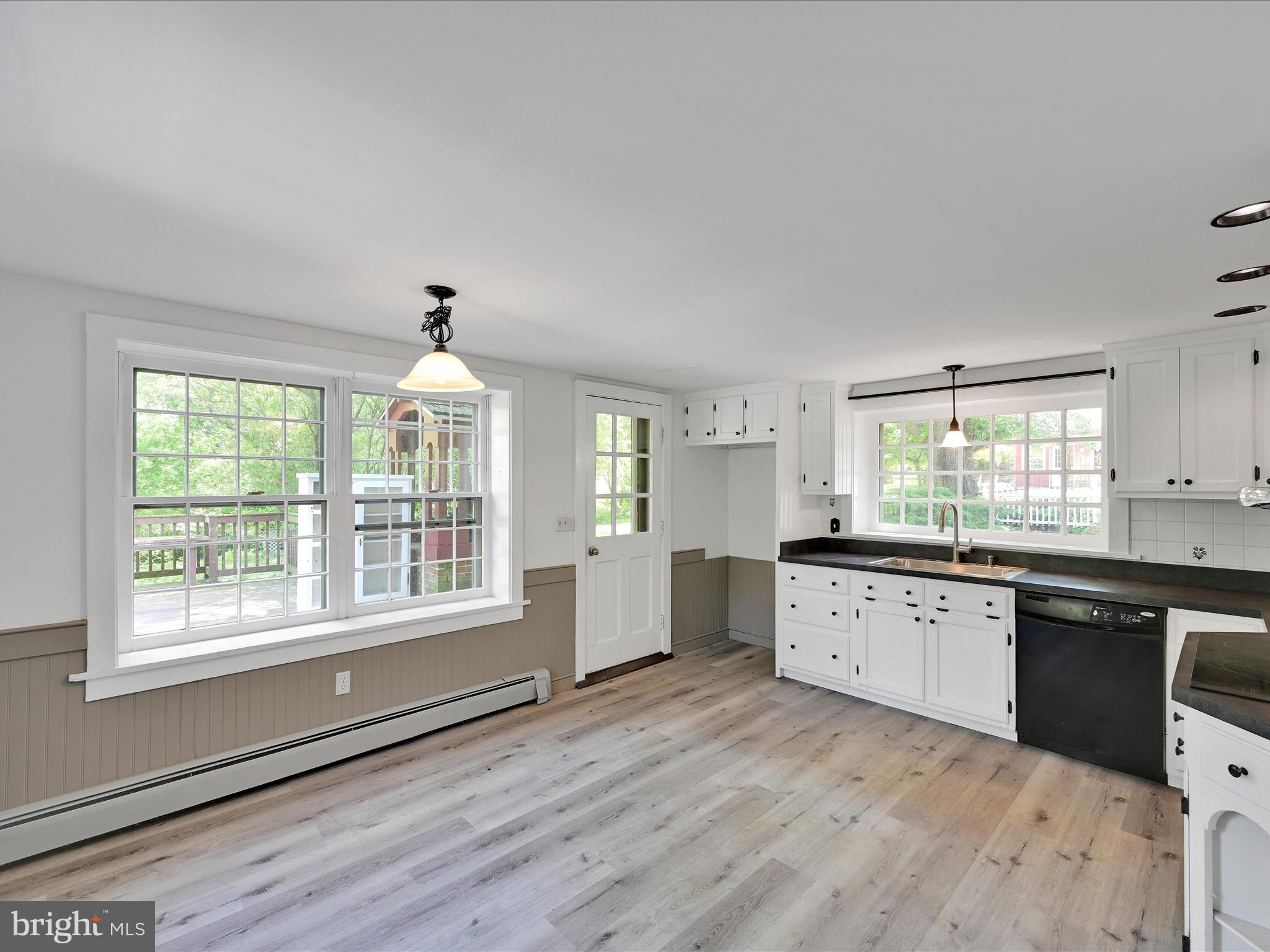 MOUNT VERNON - Residential