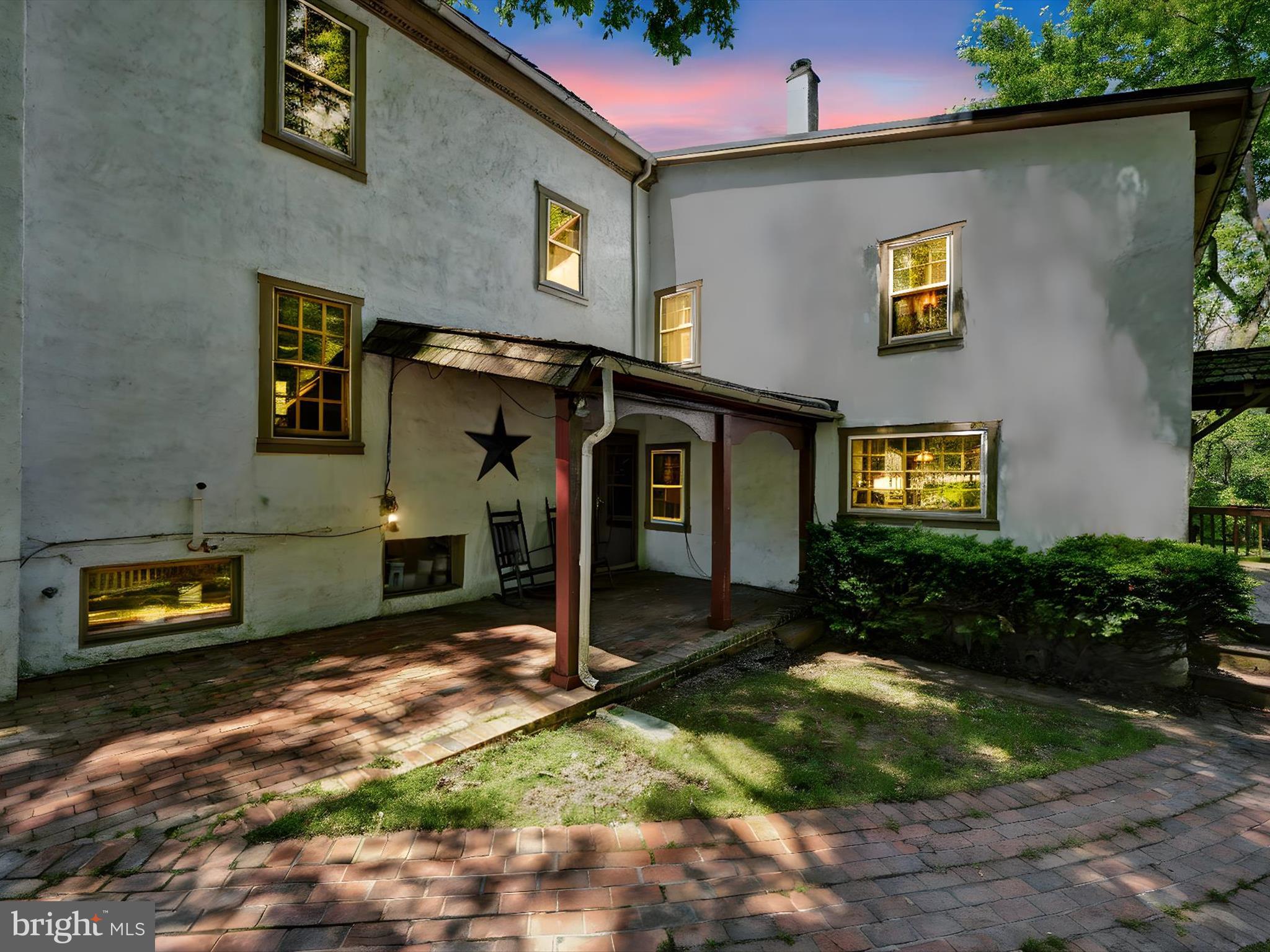 675 LANCASTER PIKE