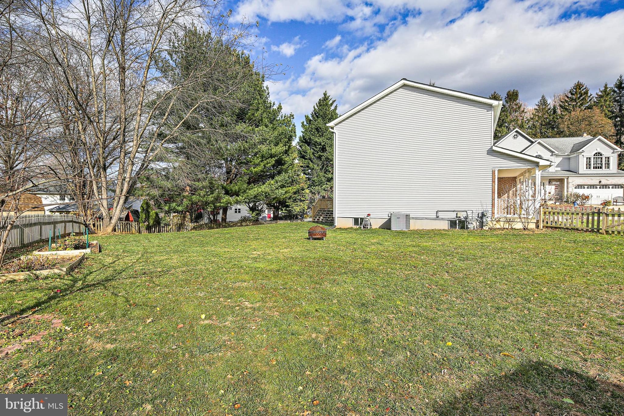 GREENBRIER HILLS - Residential