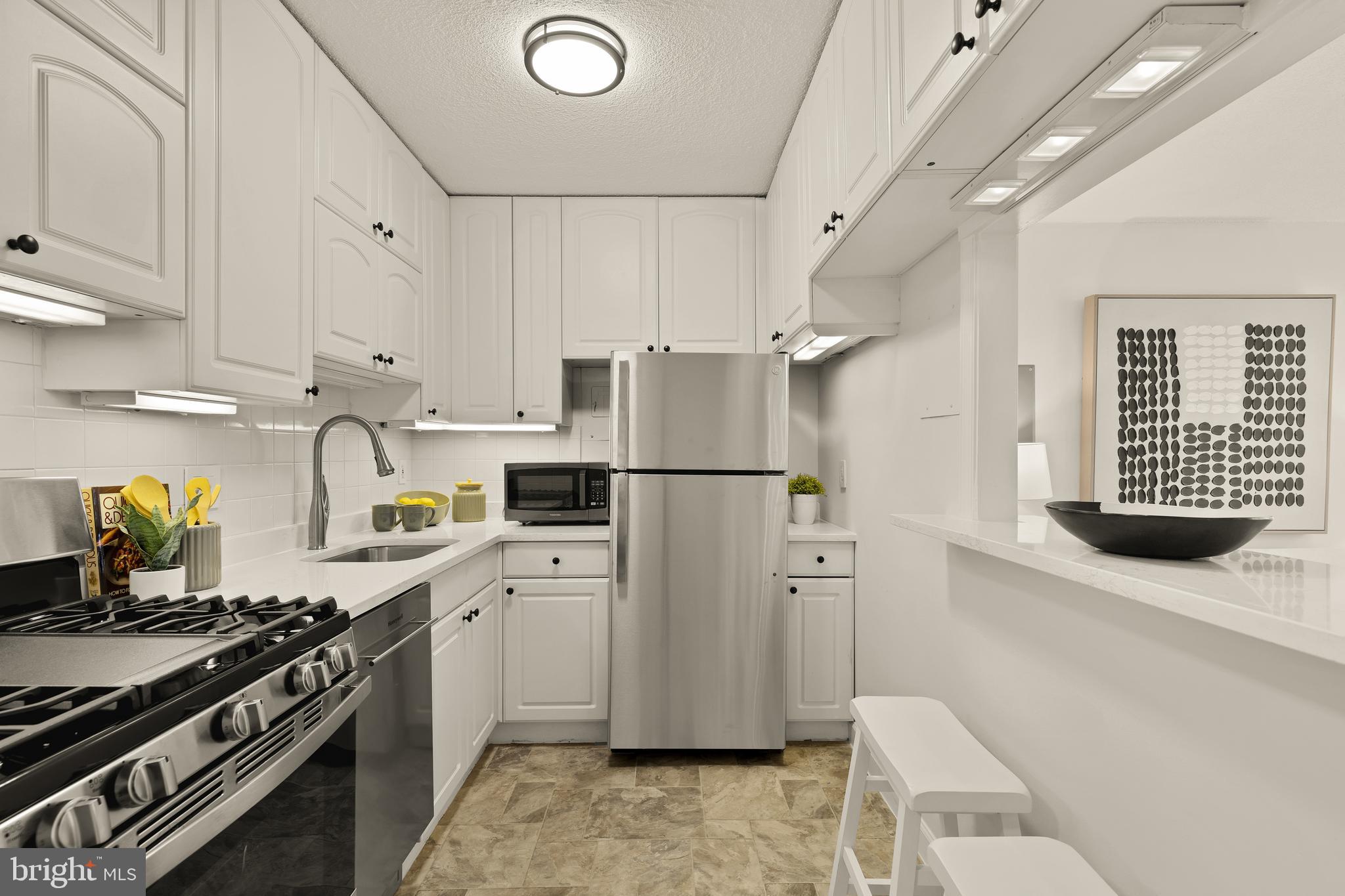 1301 20TH STREET NW 817