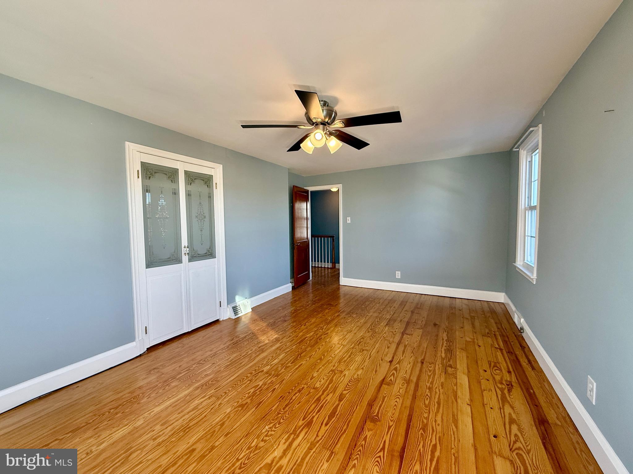 MEDFIELD - Residential