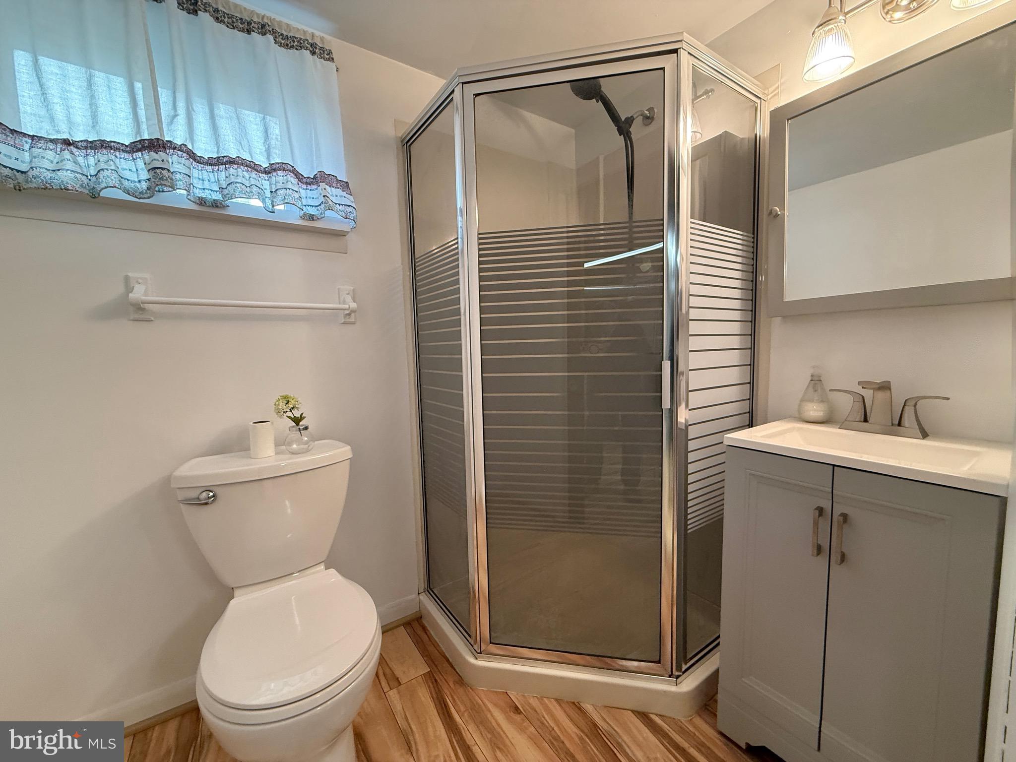 MEDFIELD - Residential