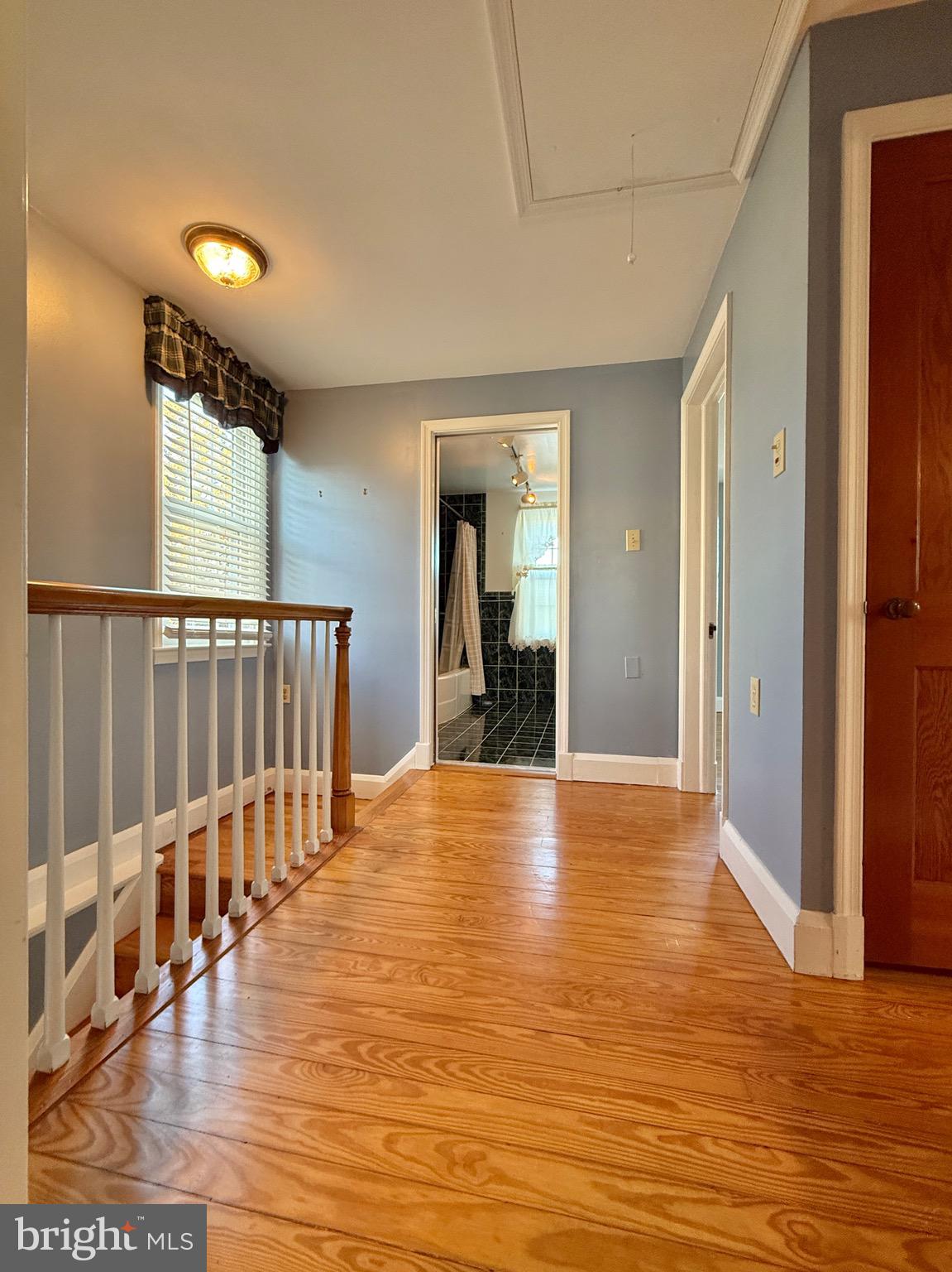 MEDFIELD - Residential