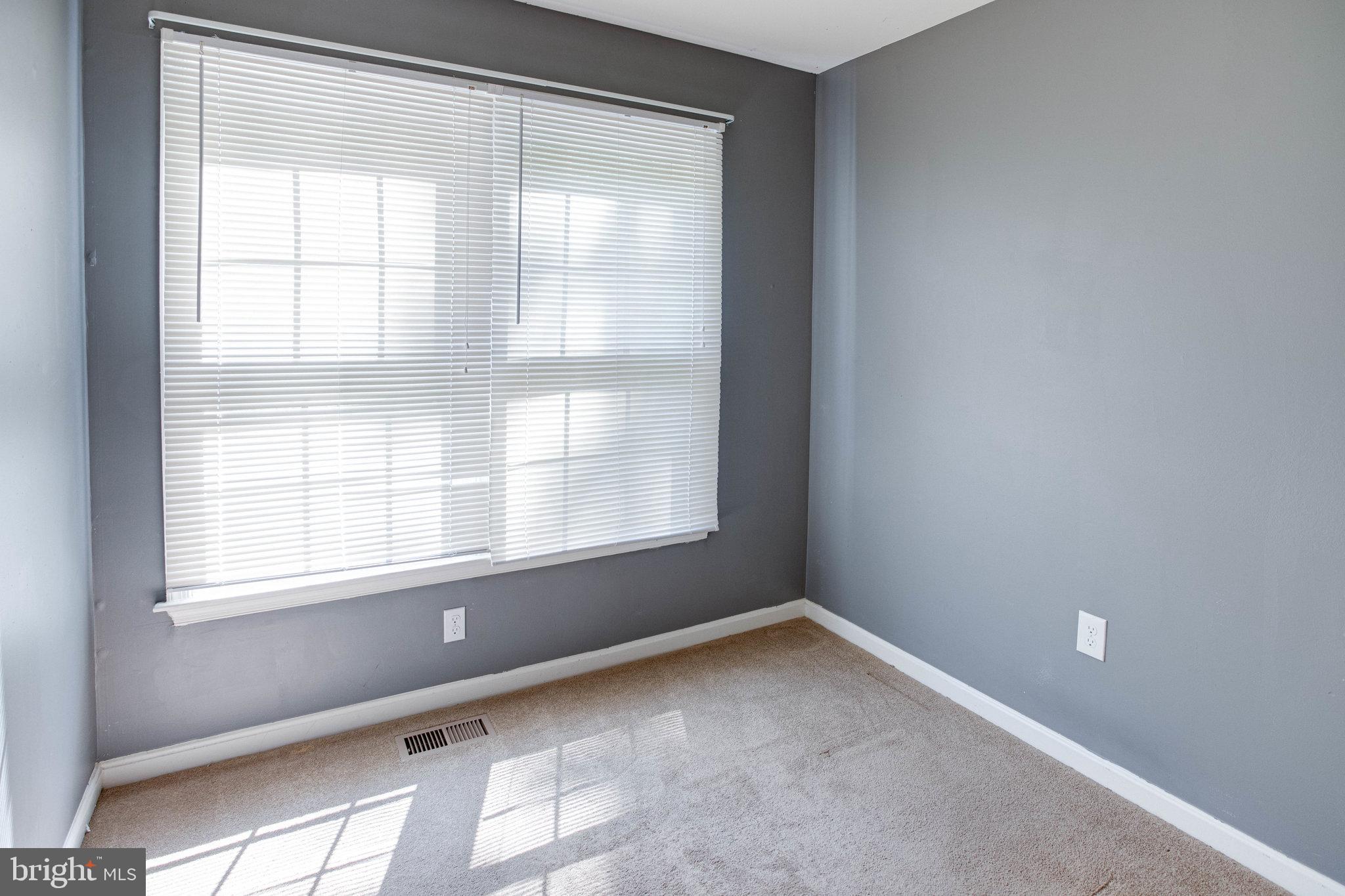 TOWNS OF FOREST HILLS - Residential Lease