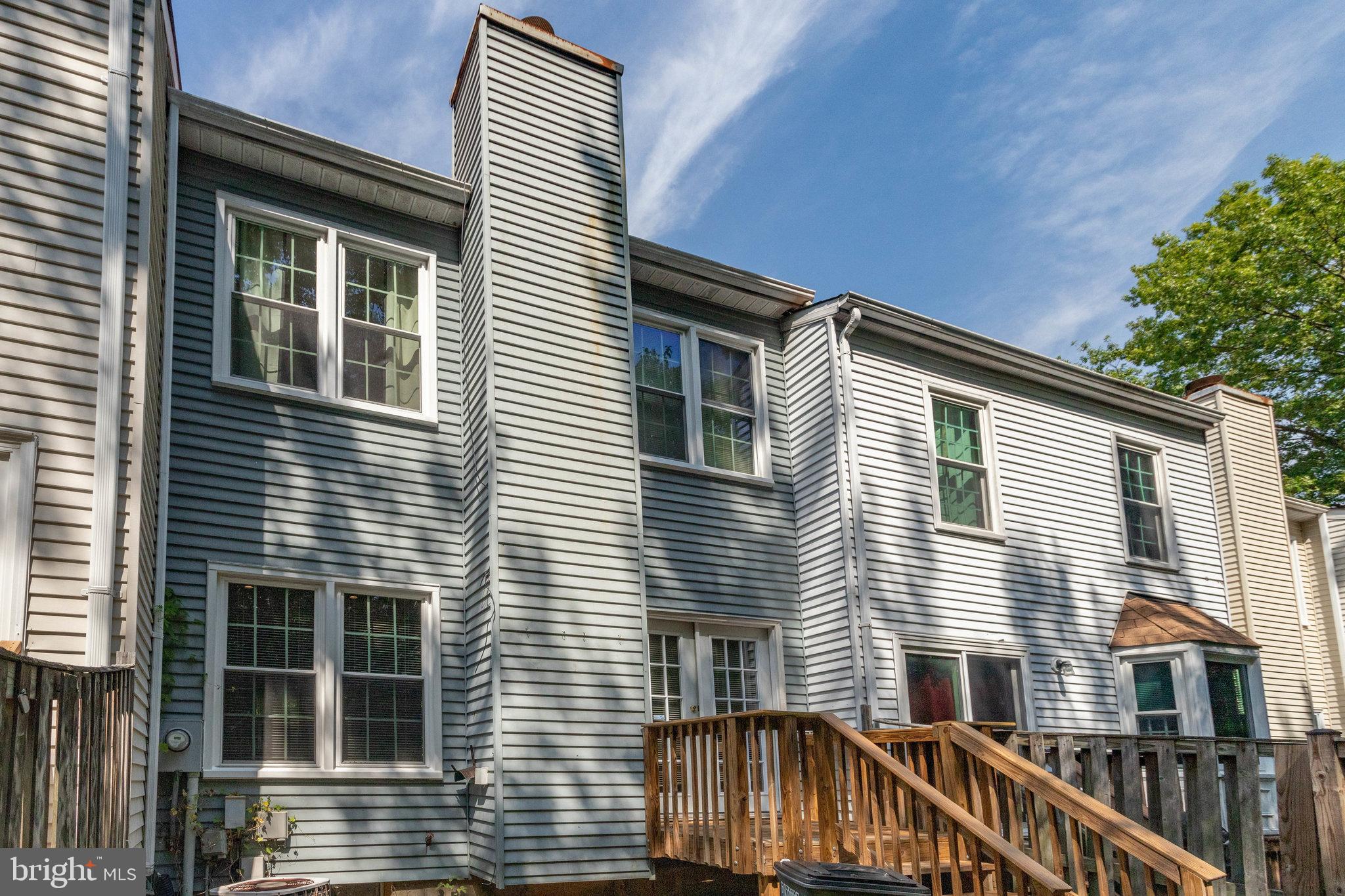 TOWNS OF FOREST HILLS - Residential Lease