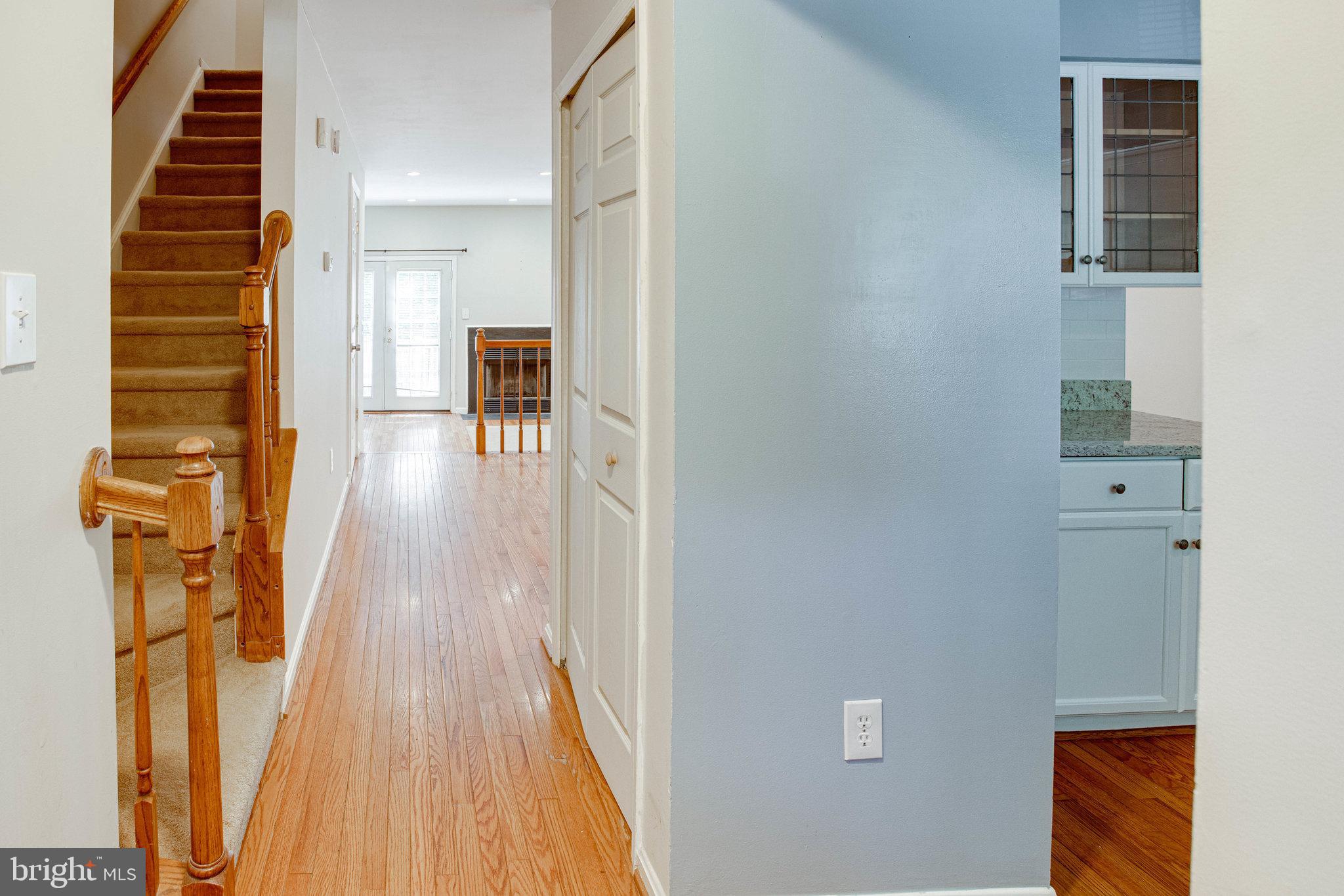 TOWNS OF FOREST HILLS - Residential Lease