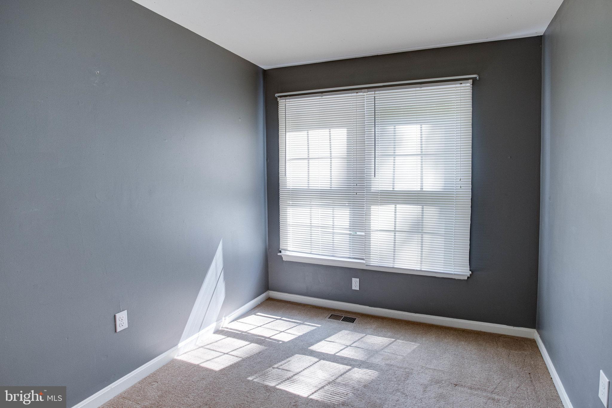 TOWNS OF FOREST HILLS - Residential Lease