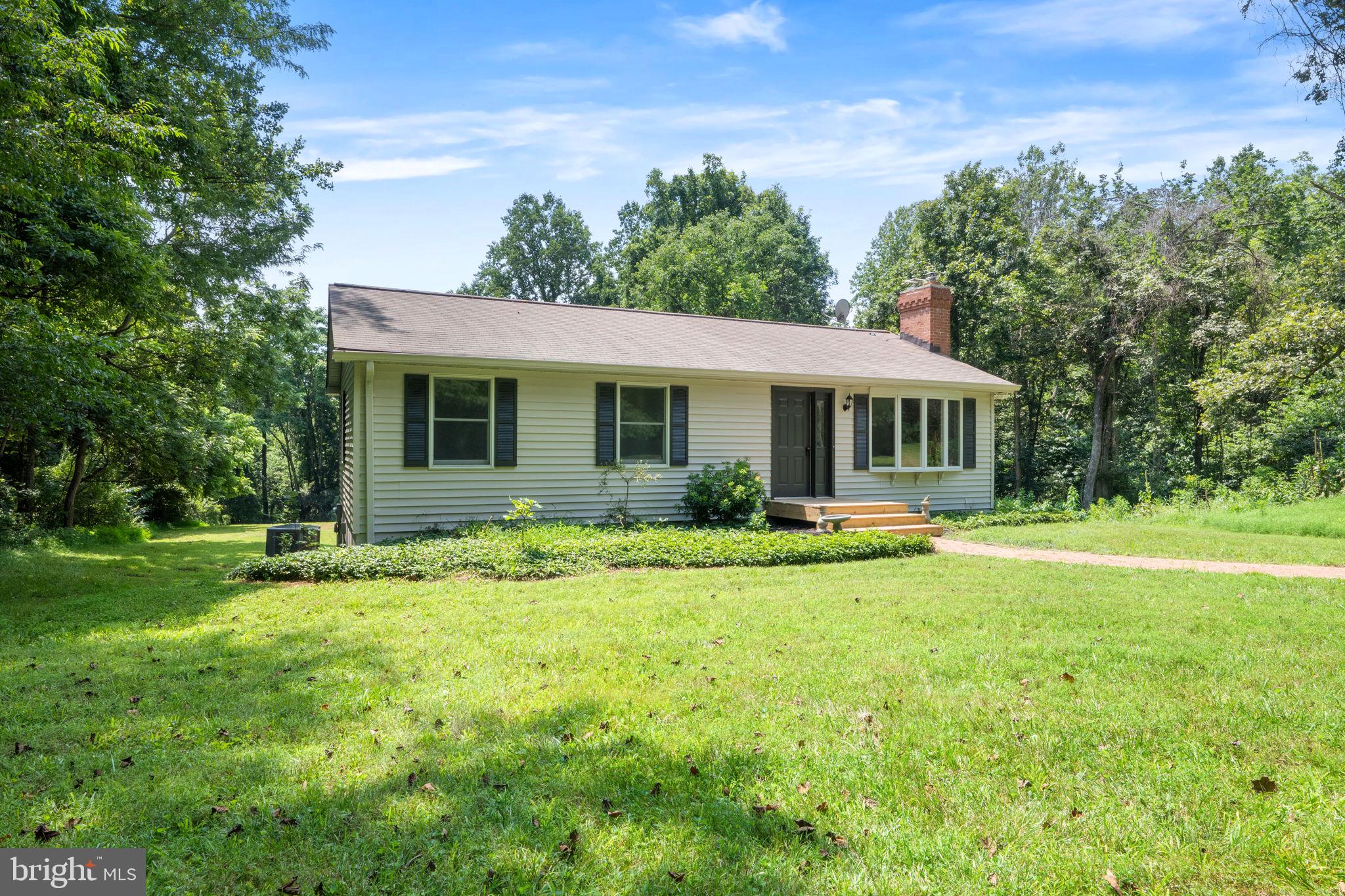 21087 GOLDFINCH LANE