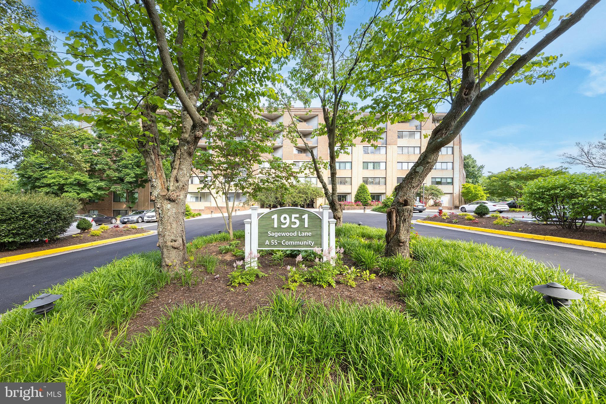 THOREAU PLACE CONDOS - Residential