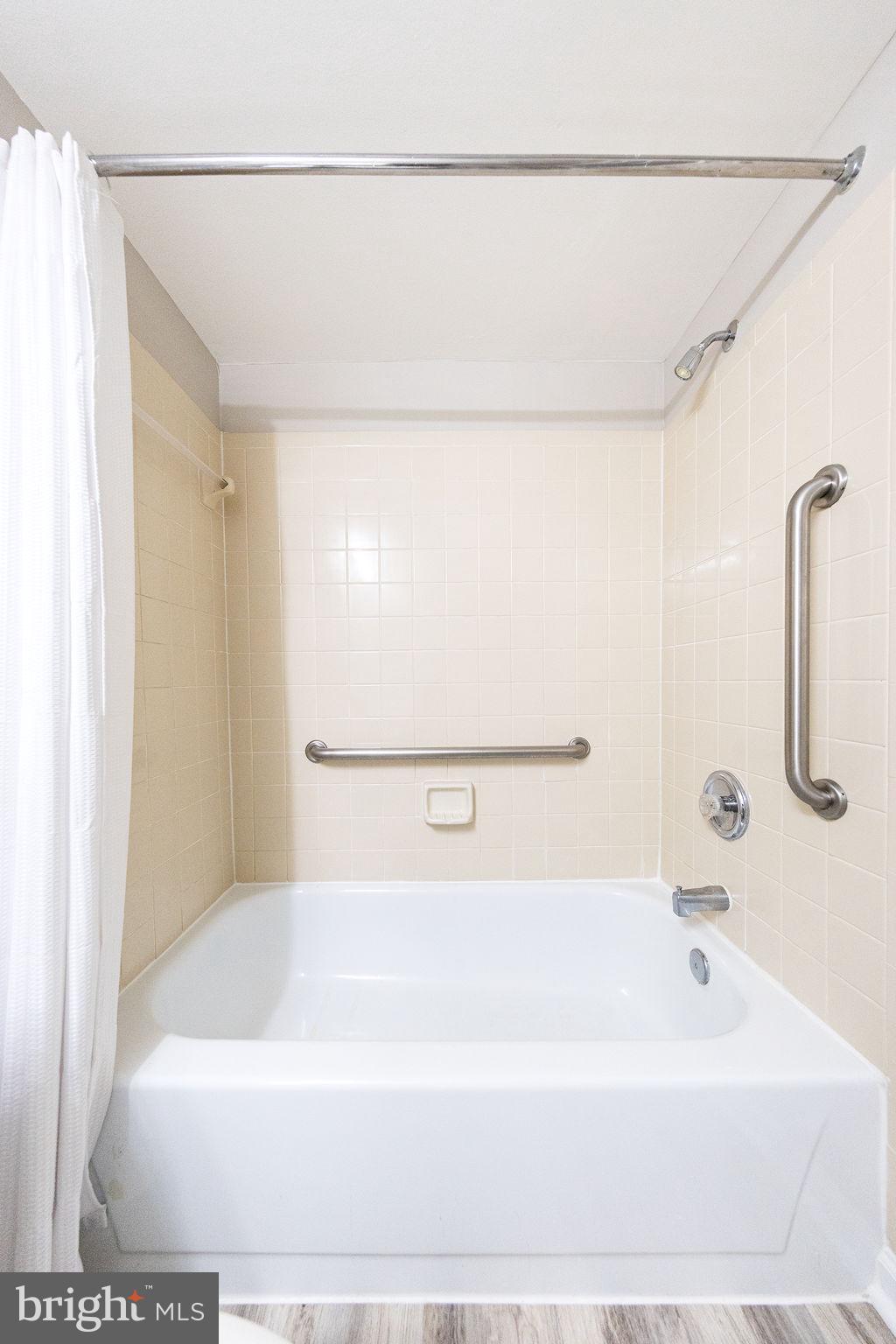 THOREAU PLACE CONDOS - Residential