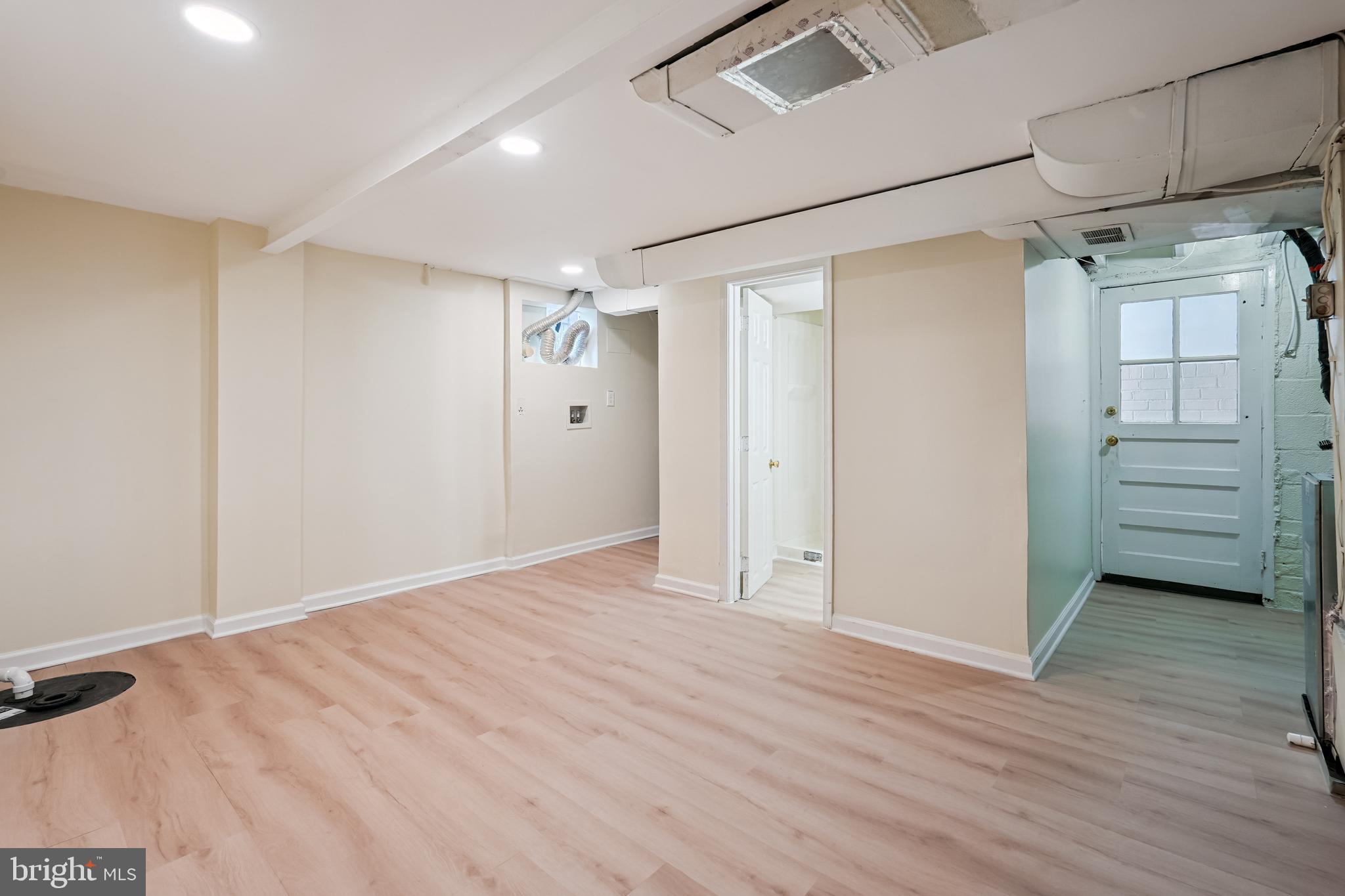 CONNECTICUT AVENUE ESTATES - Residential