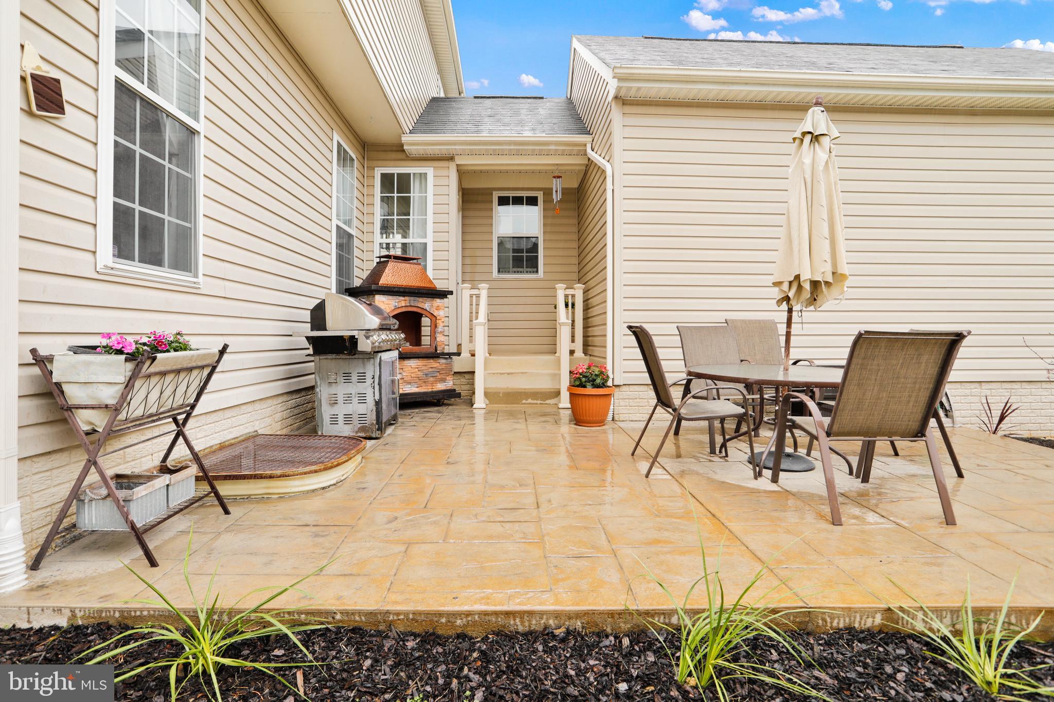 LAKELAND PLACE - Residential