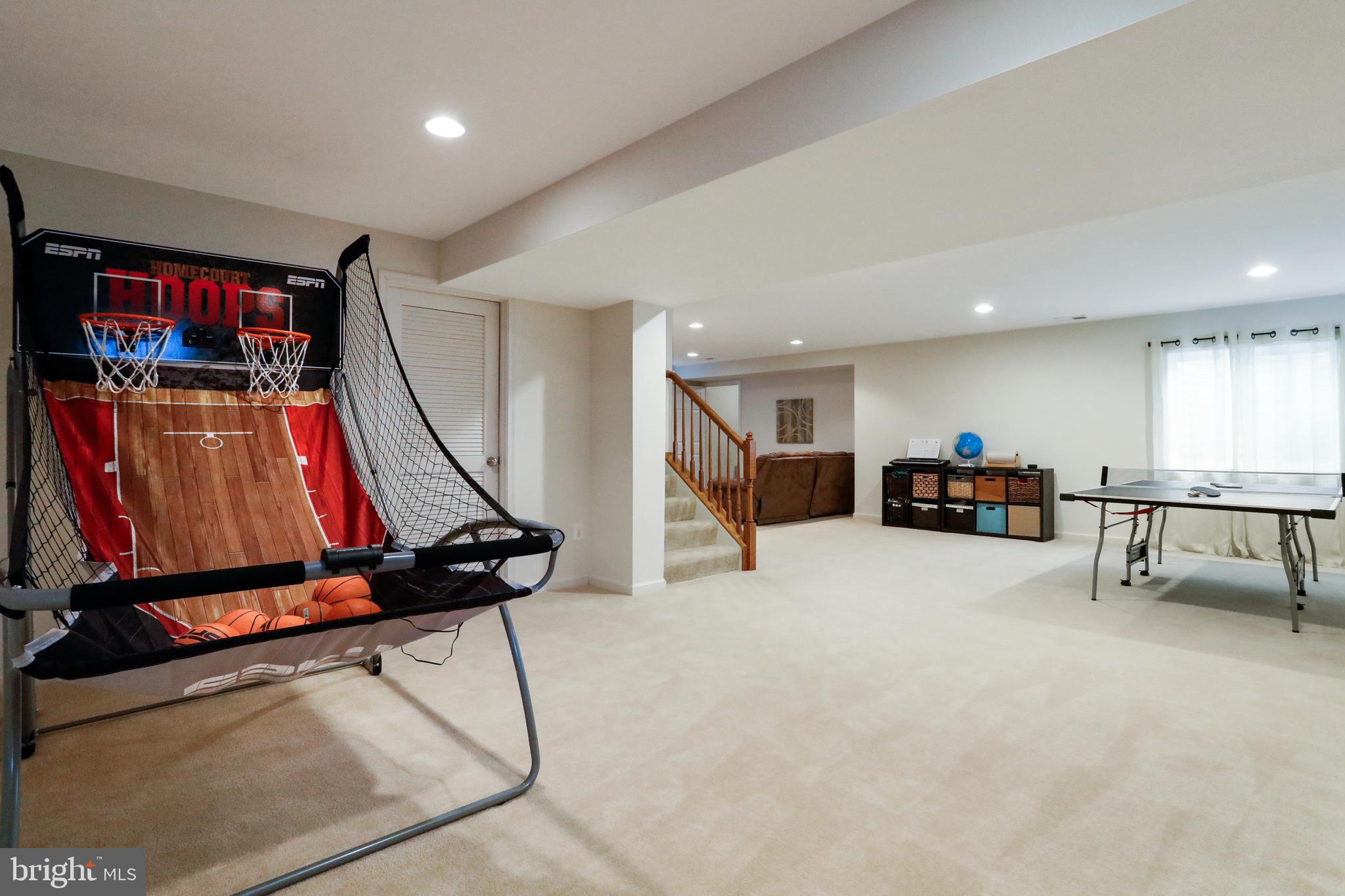 LAKELAND PLACE - Residential