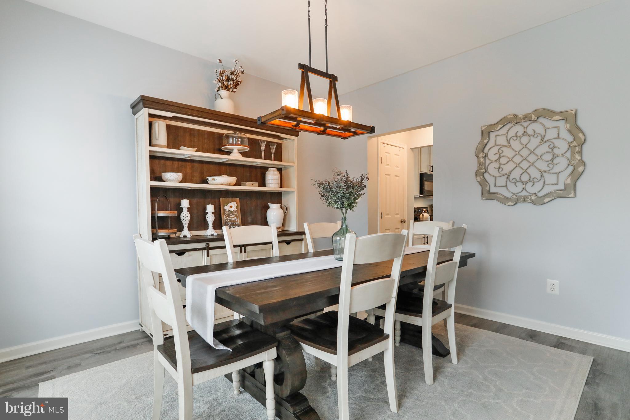 LAKELAND PLACE - Residential