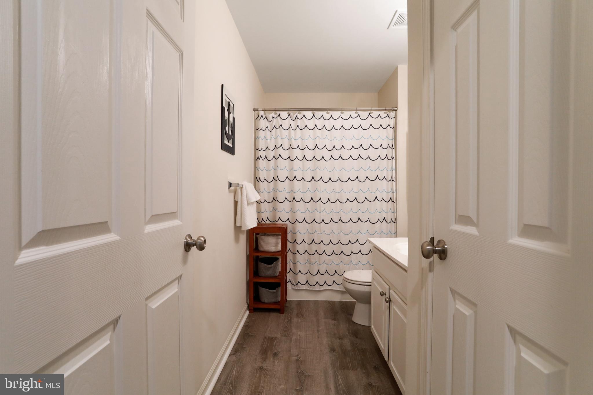 LAKELAND PLACE - Residential