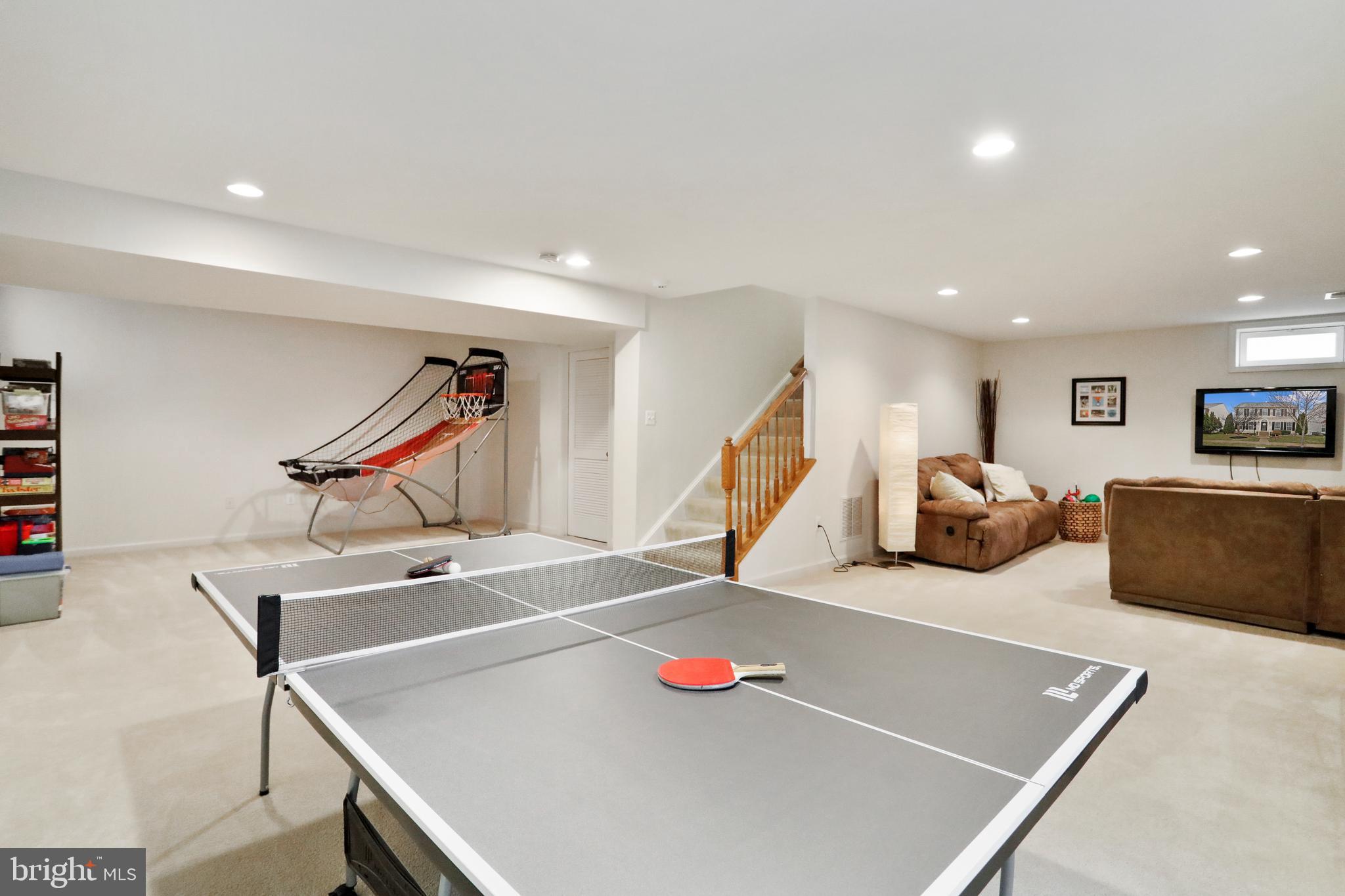 LAKELAND PLACE - Residential