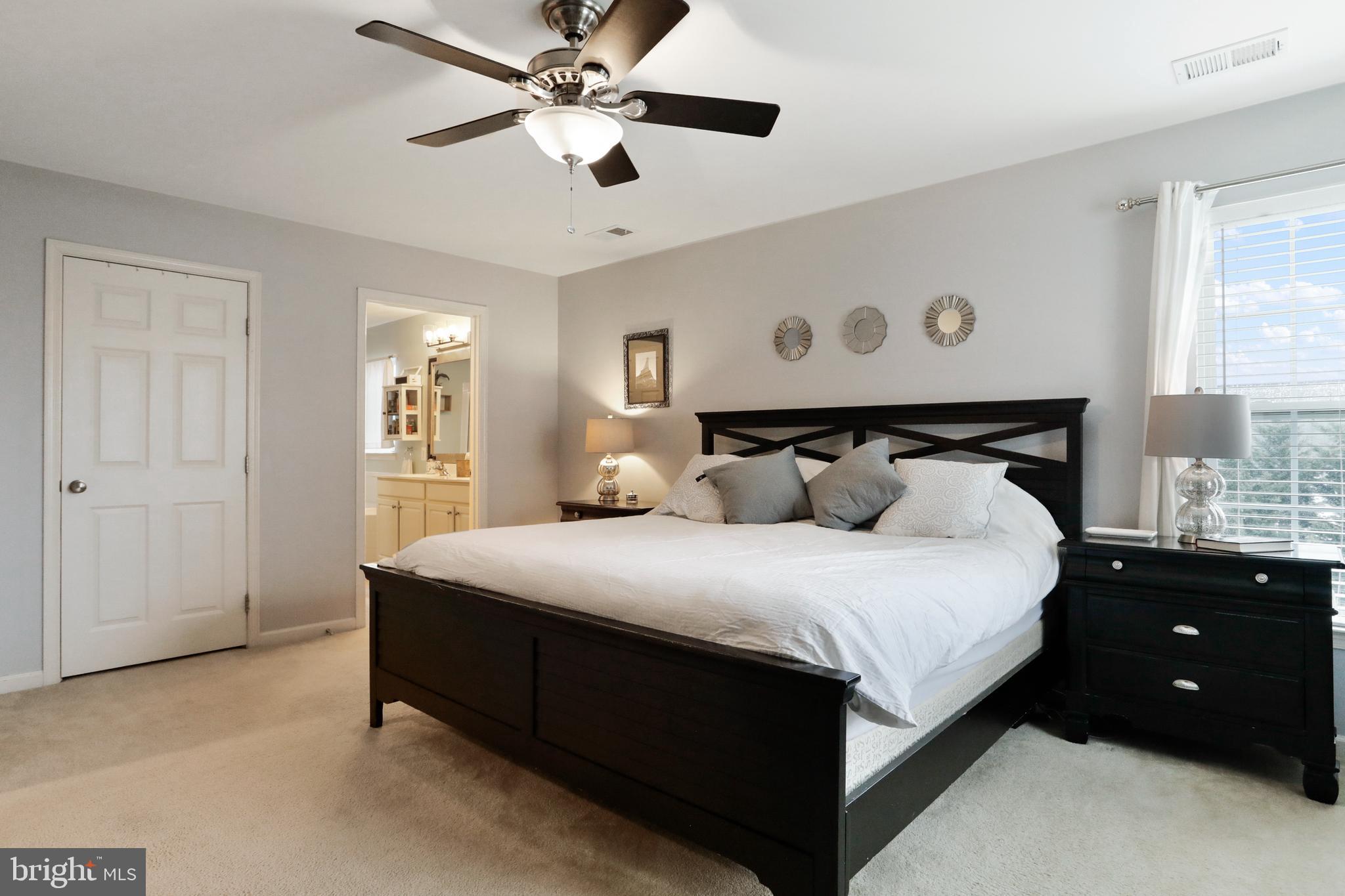 LAKELAND PLACE - Residential