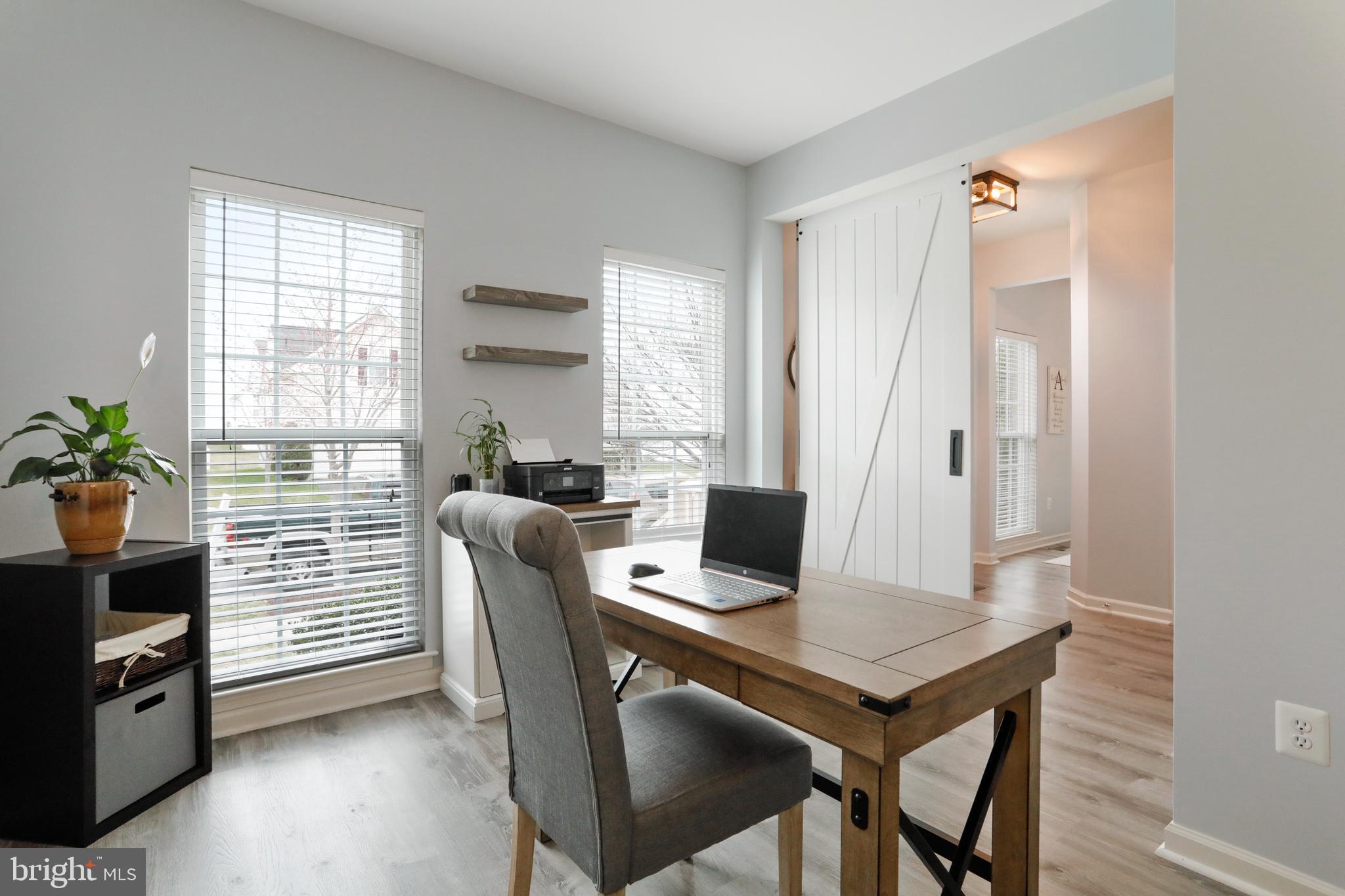 LAKELAND PLACE - Residential