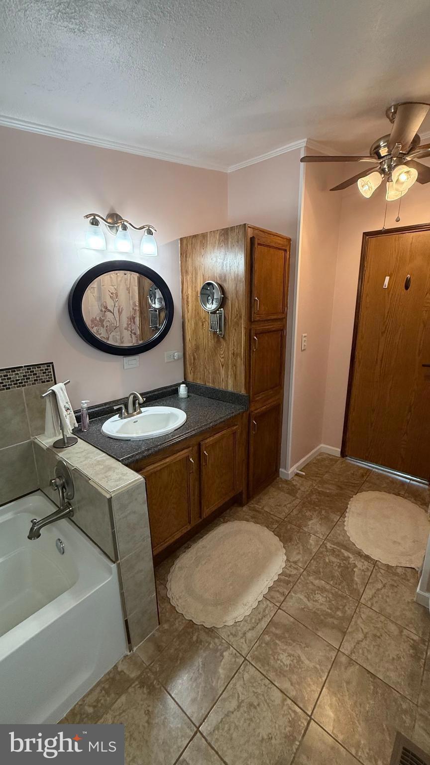 RIDGEWOOD MHP - Residential