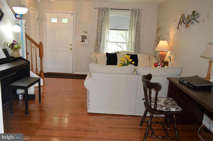 CENTRE RIDGE - Residential Lease