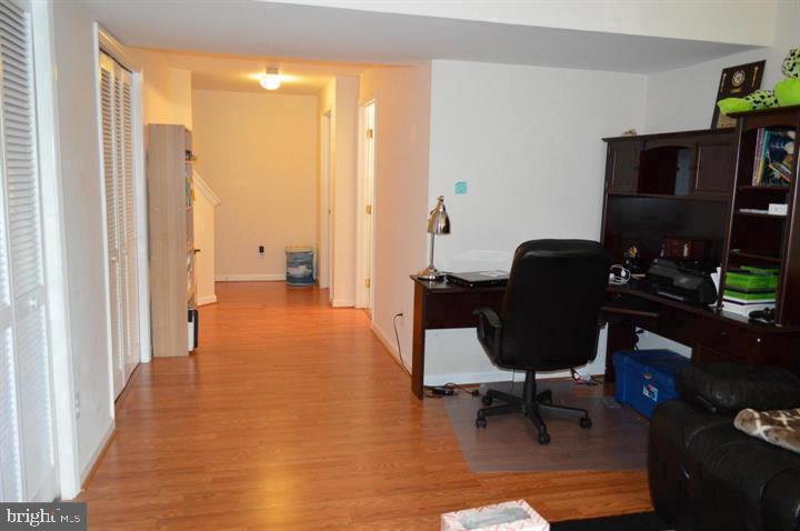 CENTRE RIDGE - Residential Lease