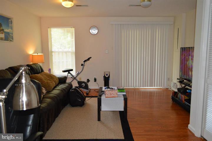 CENTRE RIDGE - Residential Lease