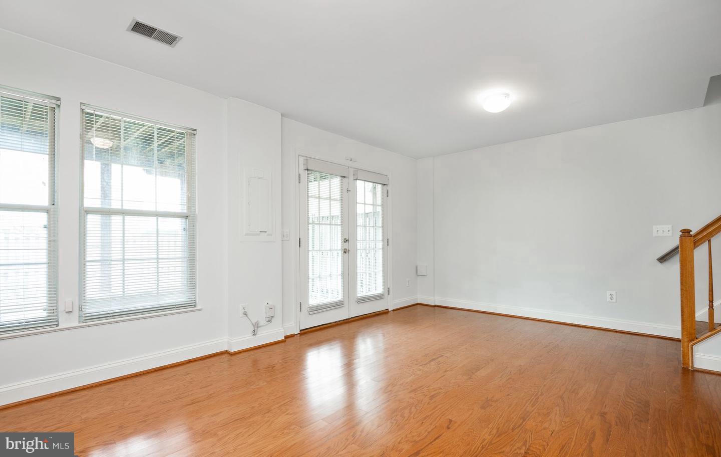 POTOMAC TERRACE - Residential