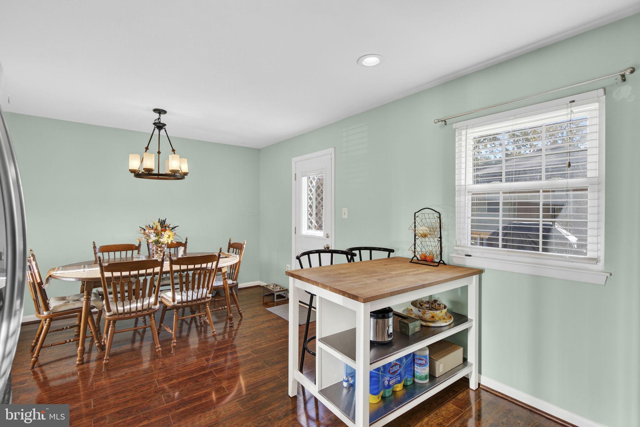 DALE CITY - Residential Lease