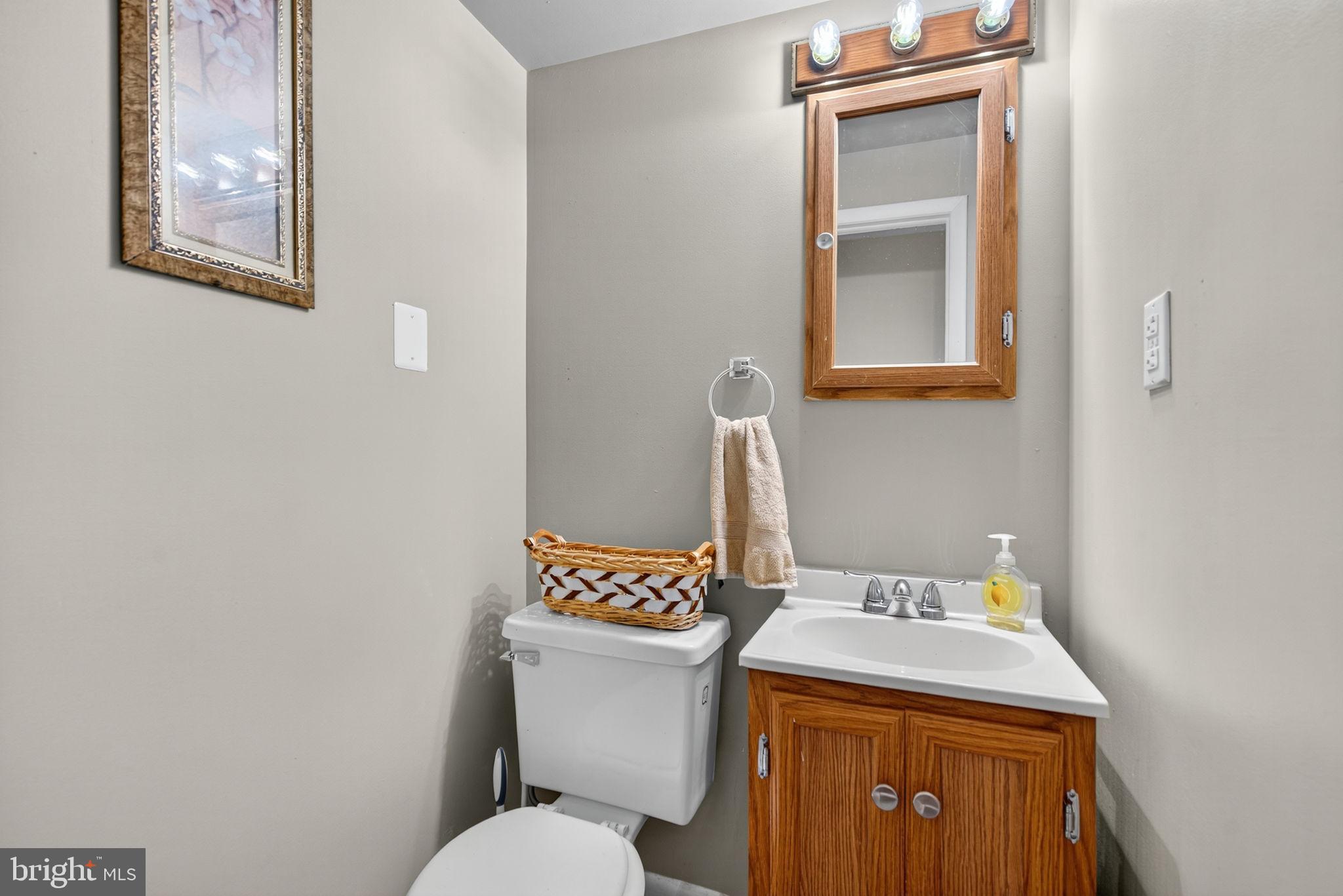 DALE CITY - Residential Lease