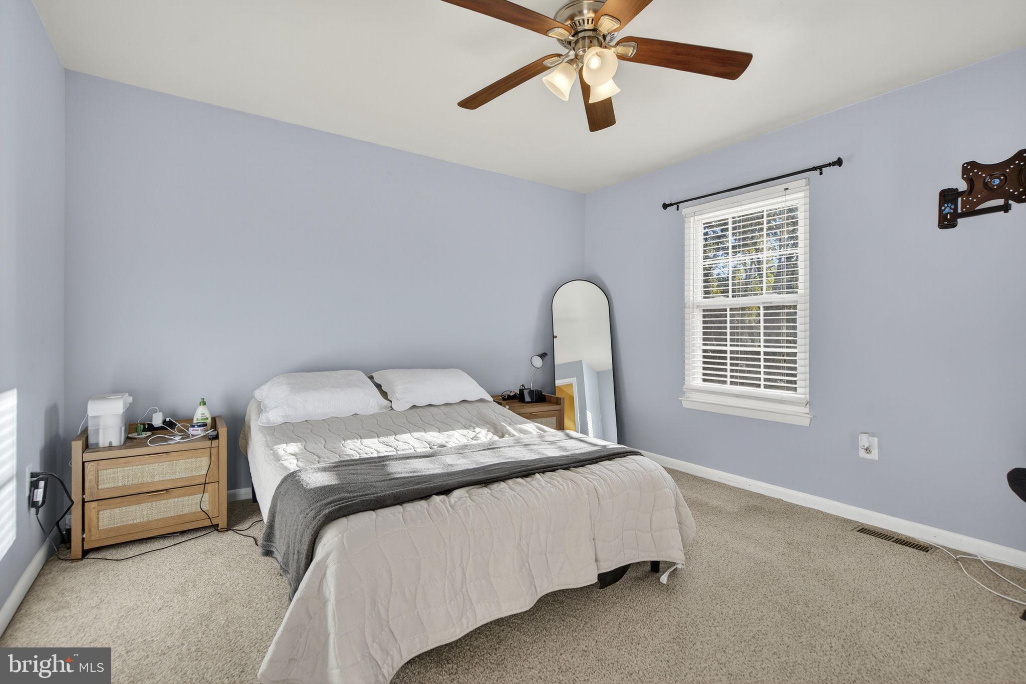 DALE CITY - Residential Lease