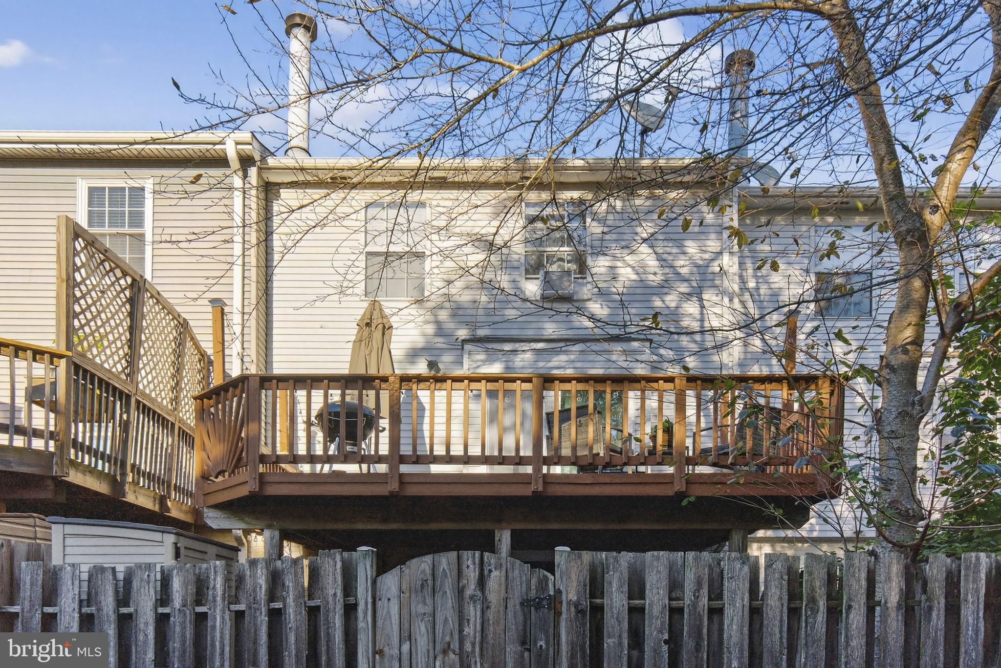 DALE CITY - Residential Lease